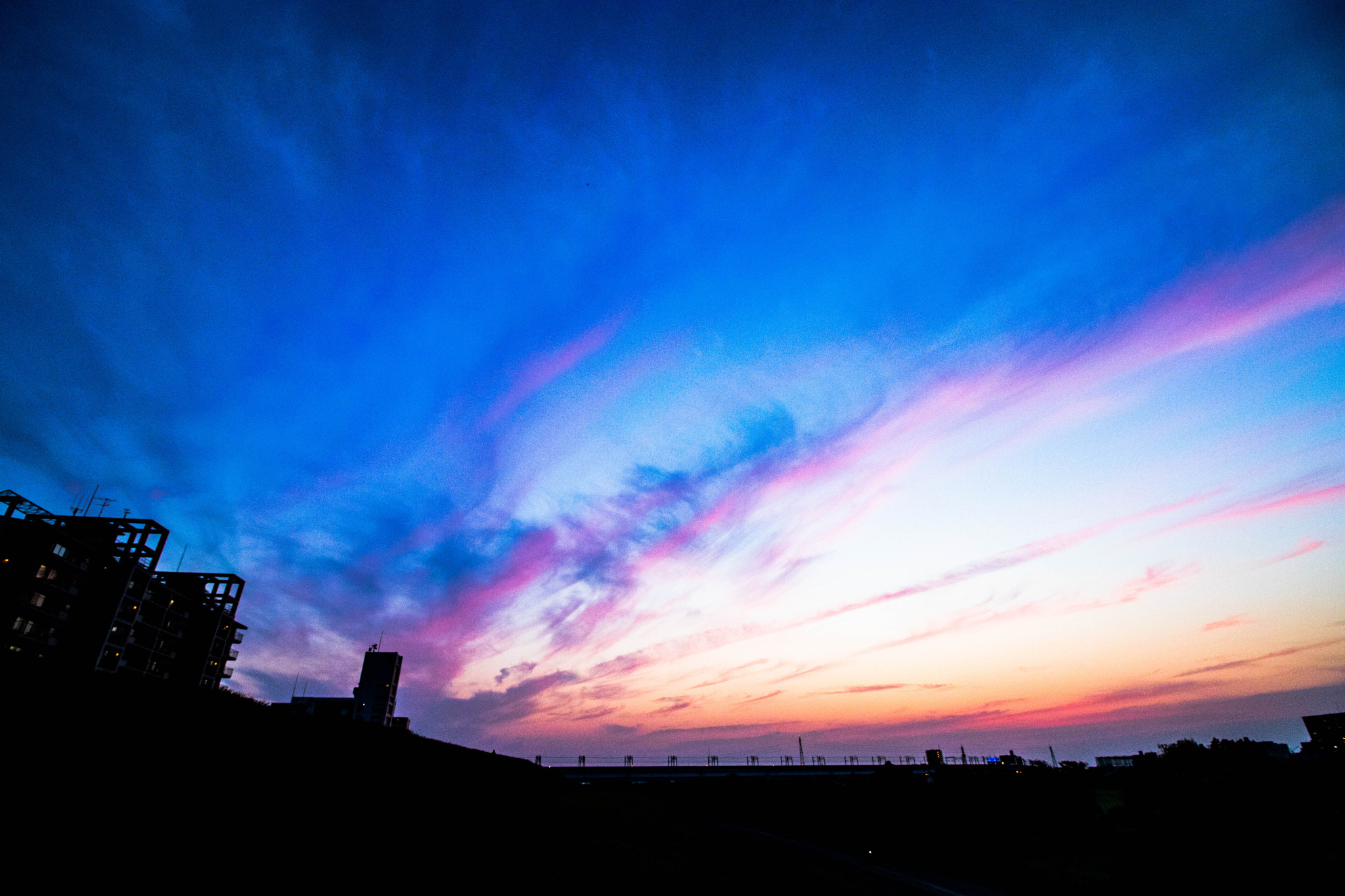 Canon EF-S 10-18mm F4.5–5.6 IS STM sample photo. Sky photography