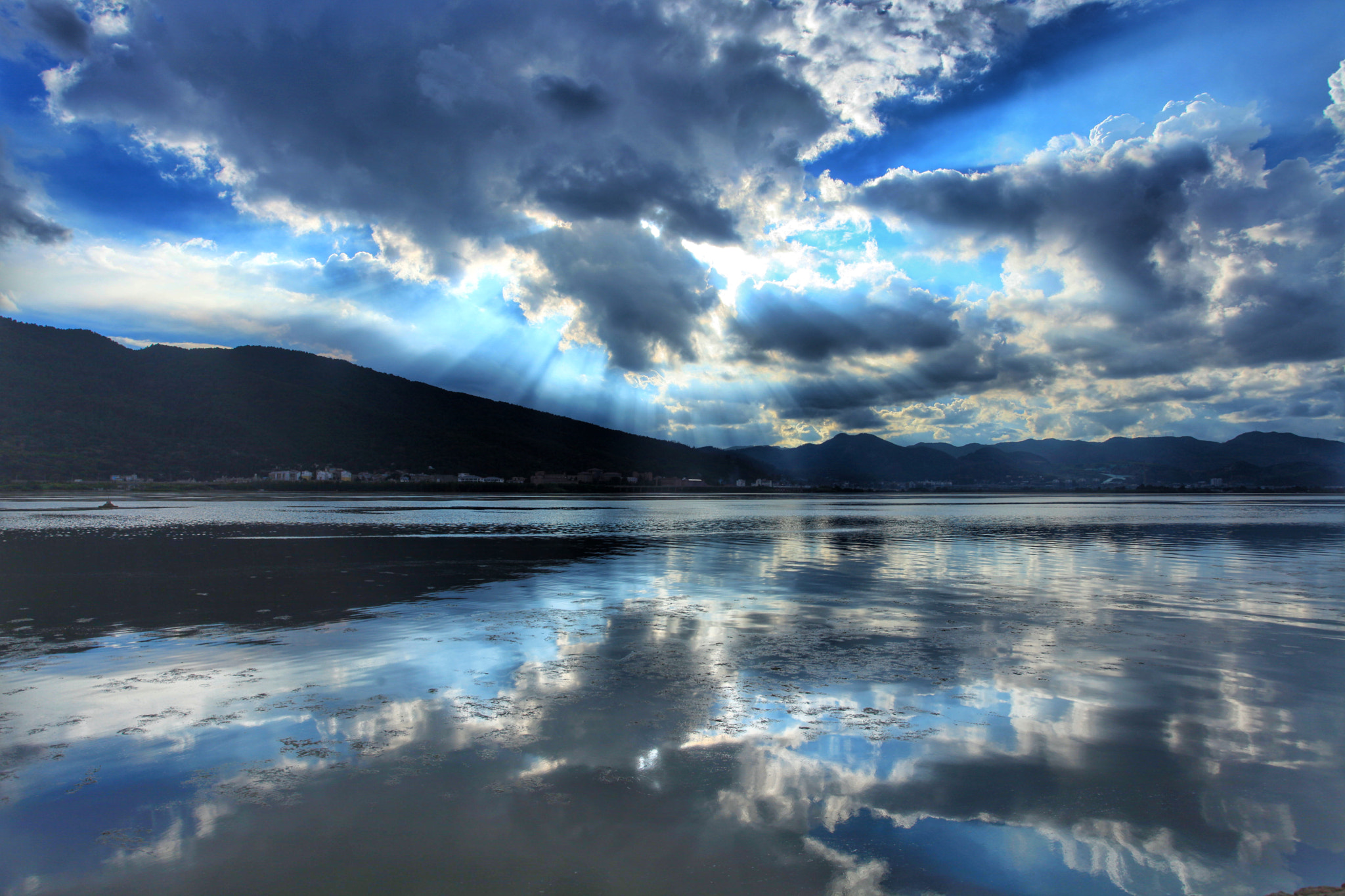 Canon EF 17-40mm F4L USM sample photo. 洱海 大理 photography