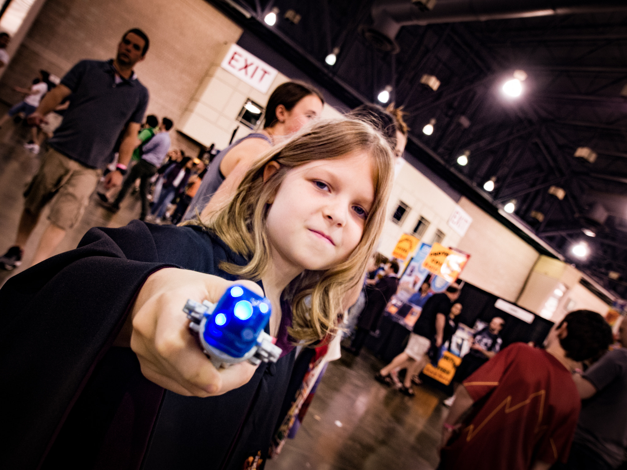 Olympus PEN E-P5 + OLYMPUS M.9-18mm F4.0-5.6 sample photo. Hermione as the doctor, philadelphia comic con, 2016 photography