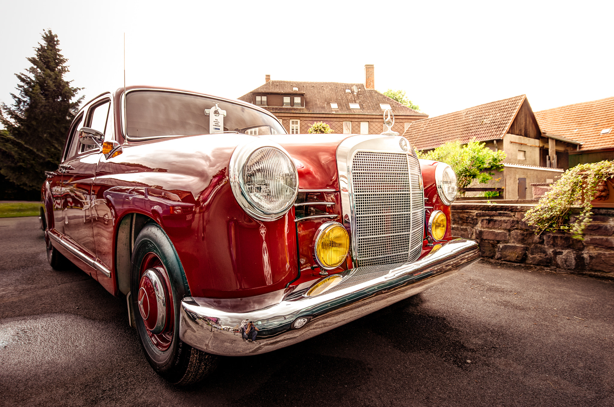 Sony a7 II + Canon EF 16-35mm F4L IS USM sample photo. The red benz  o o| |o o photography