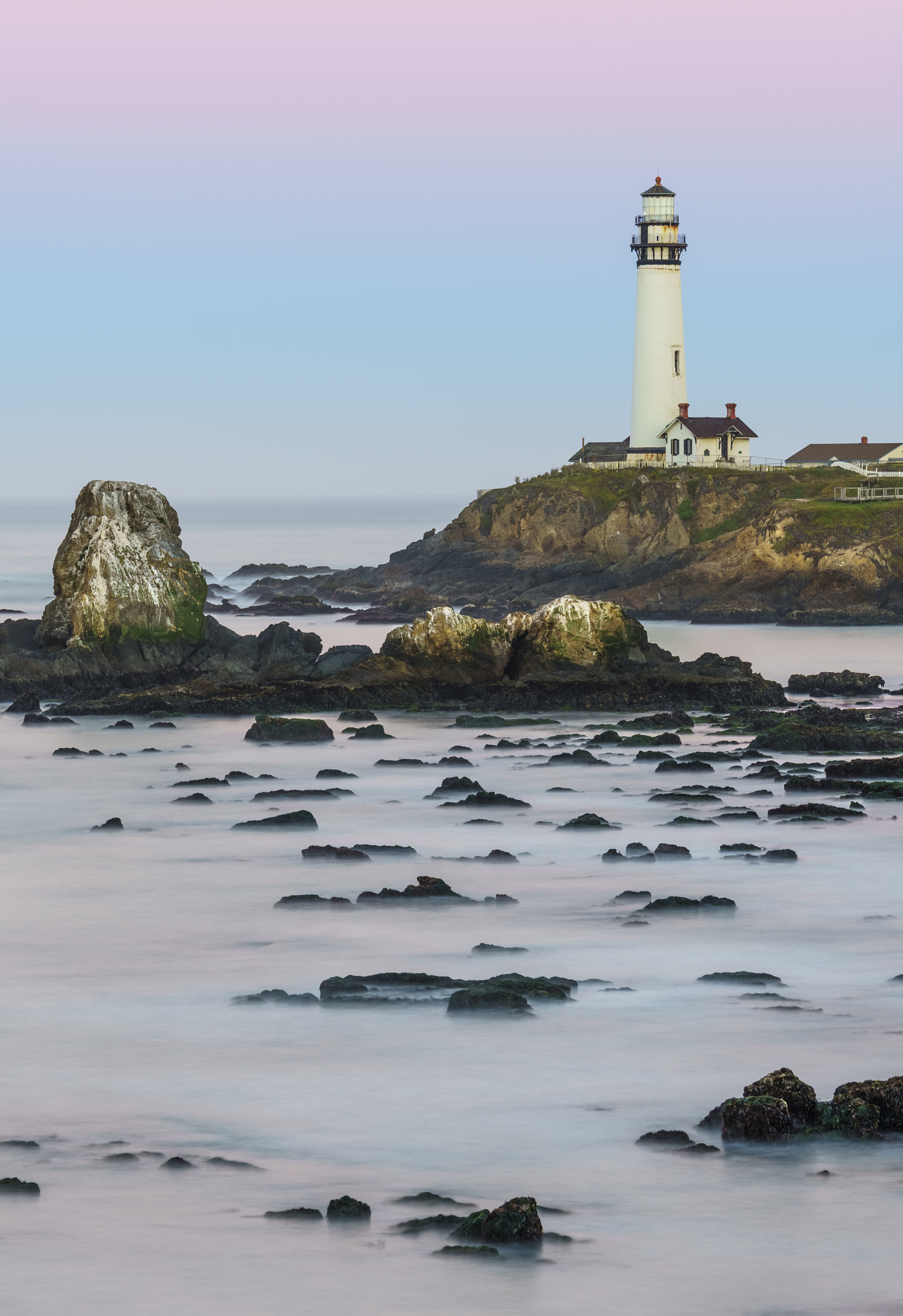 Sony a6300 + Sony FE 70-200mm F4 G OSS sample photo. Pigeon point sunrise photography