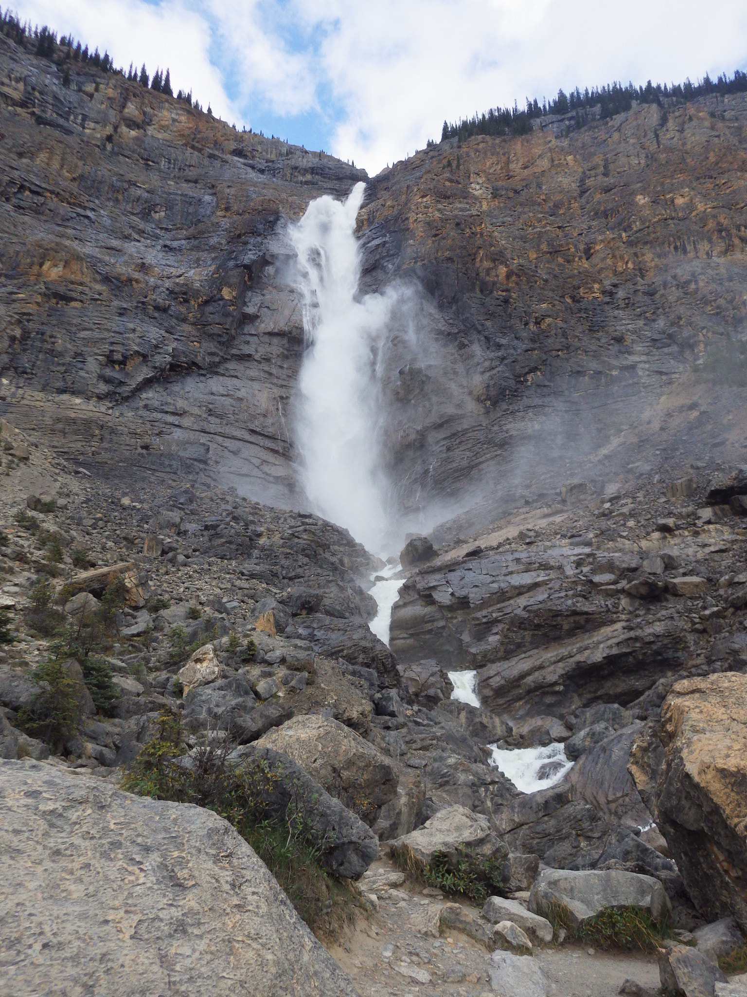 PENTAX RICOH IMAGING PENTAX WG-3 GPS sample photo. Takakkaw falls photography