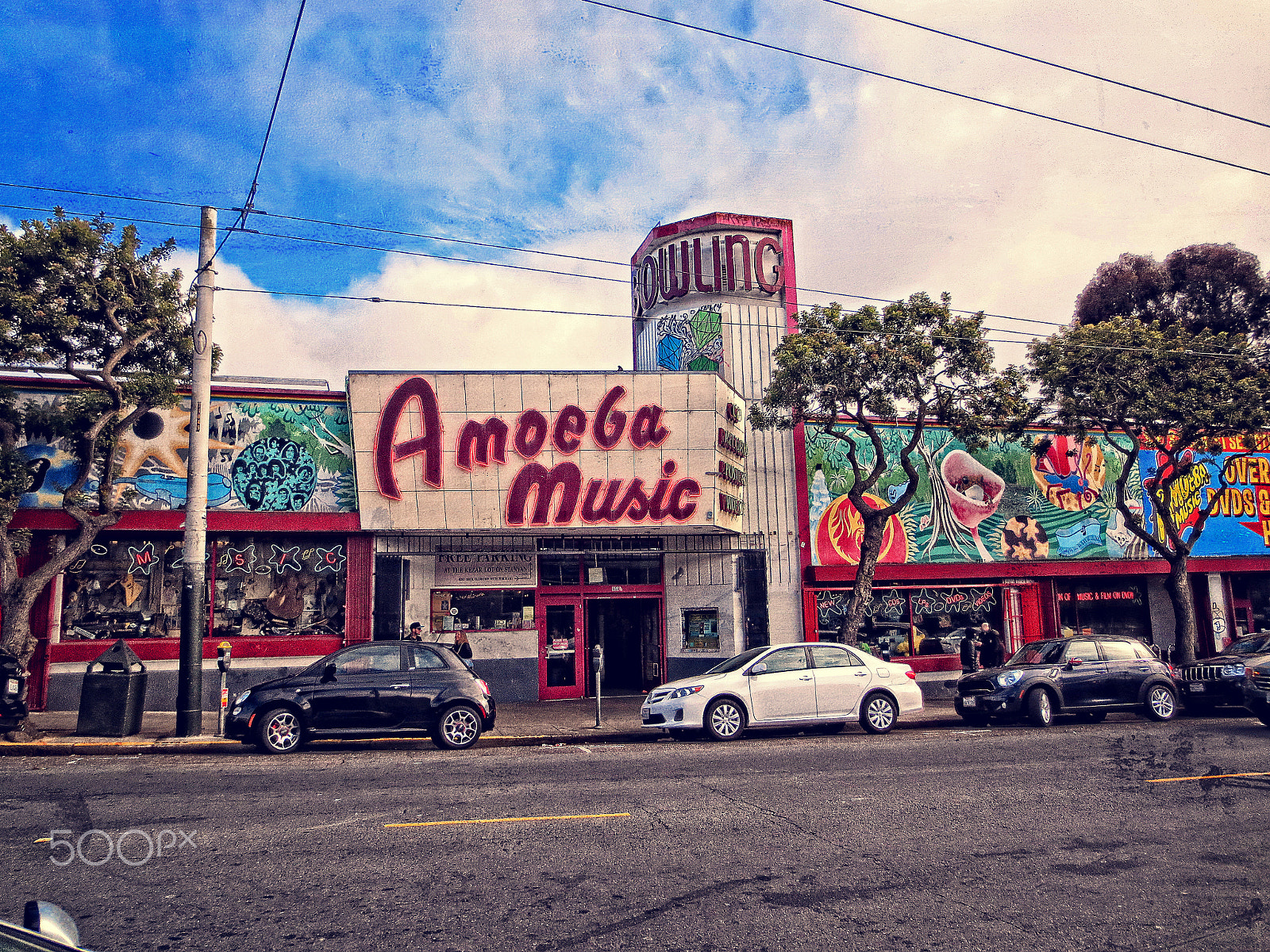 Canon IXUS 240 HS sample photo. Amoeba music photography