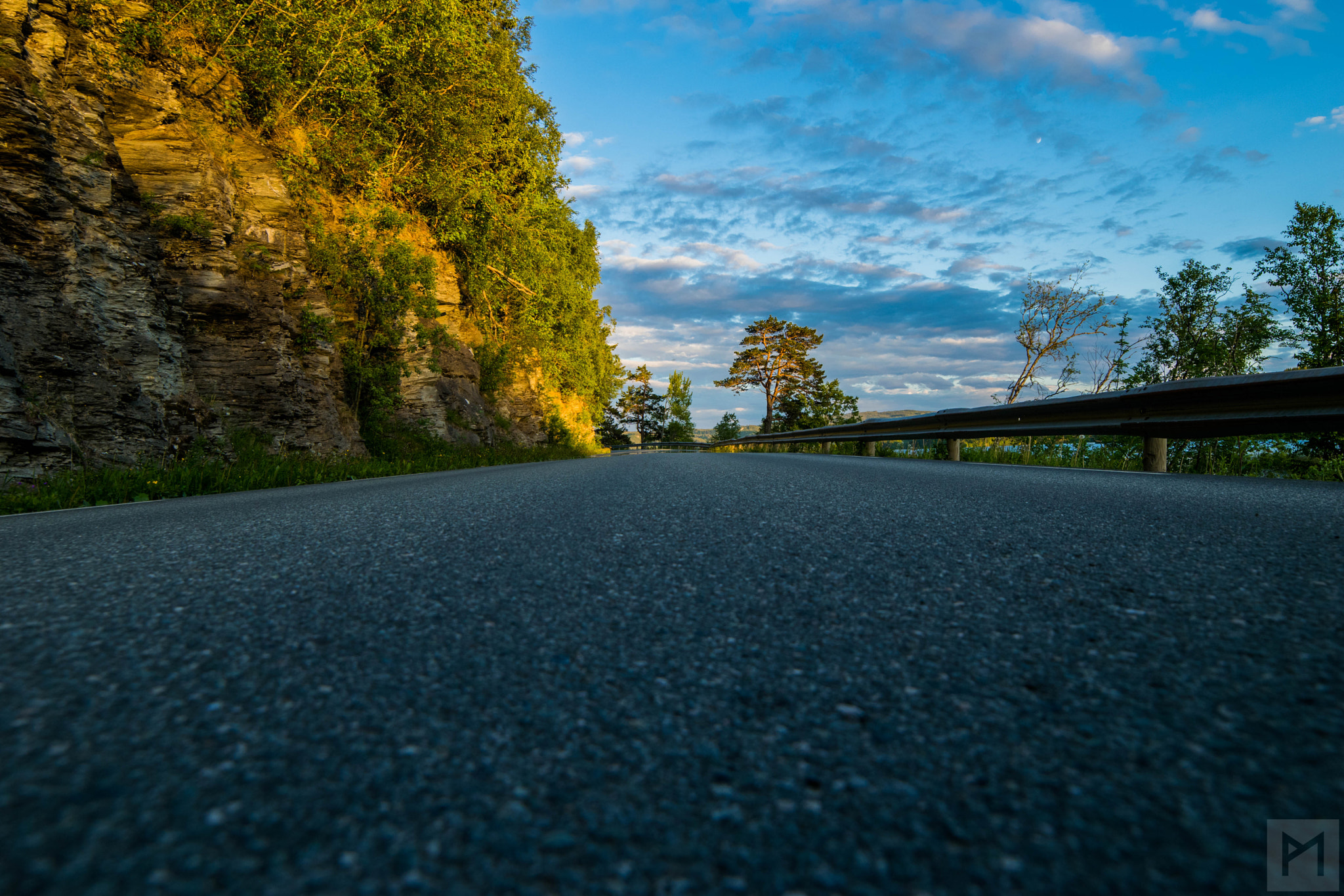 Samyang 14mm F2.8 ED AS IF UMC sample photo. Sunset light down at the road photography