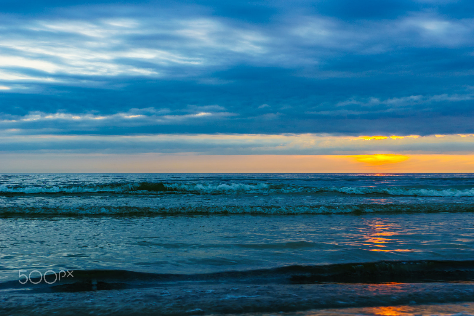 Sony a6000 + Sony FE 28-70mm F3.5-5.6 OSS sample photo. Sunset photography