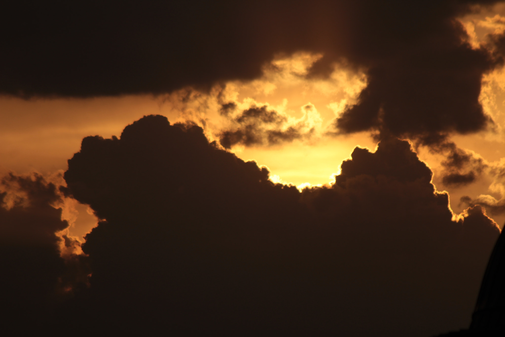 Canon EF 75-300mm F4.0-5.6 IS USM sample photo. Sky sunset colors photography