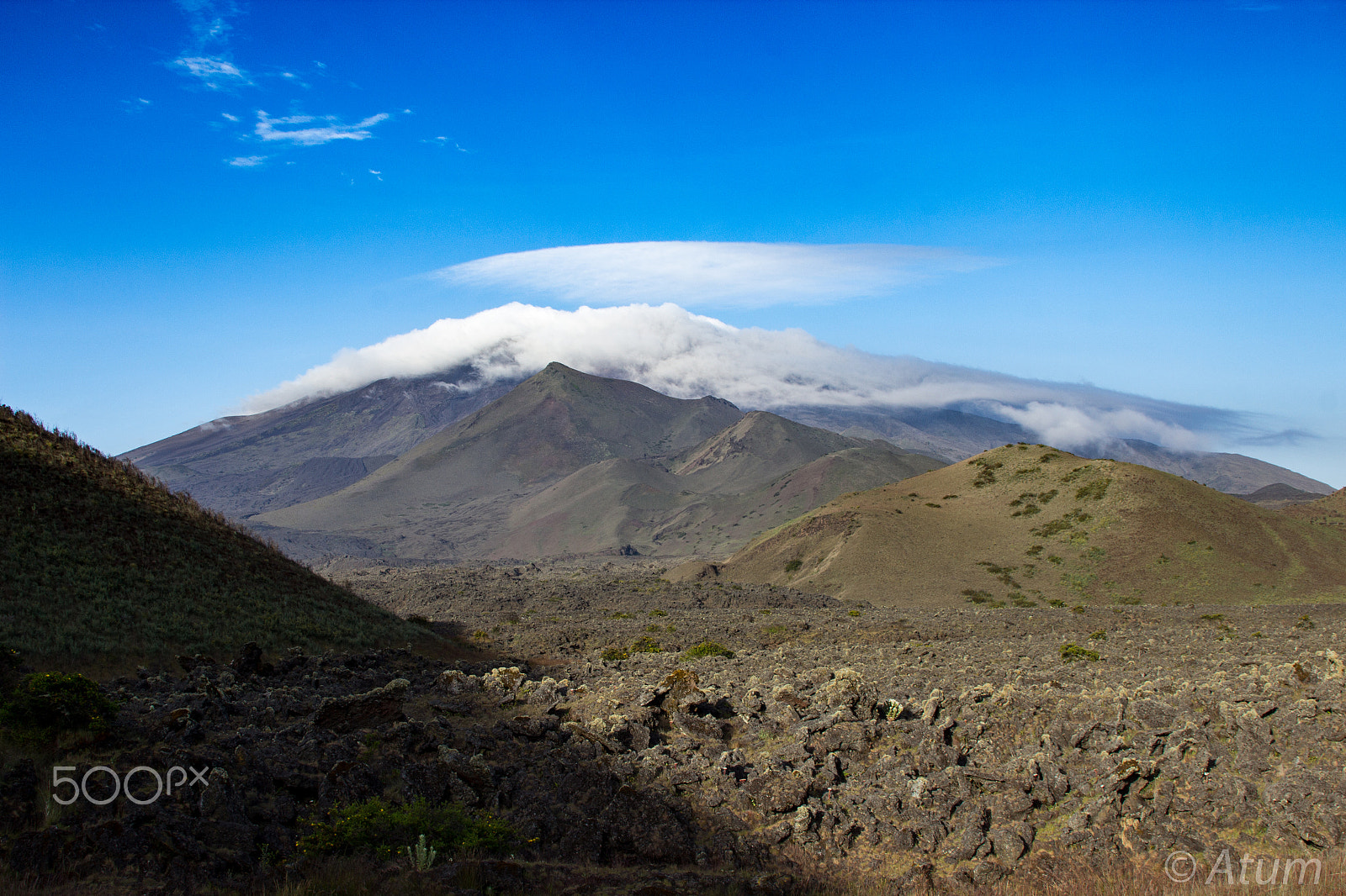 Canon EF 28-135mm F3.5-5.6 IS USM sample photo. Mount cameroon photography