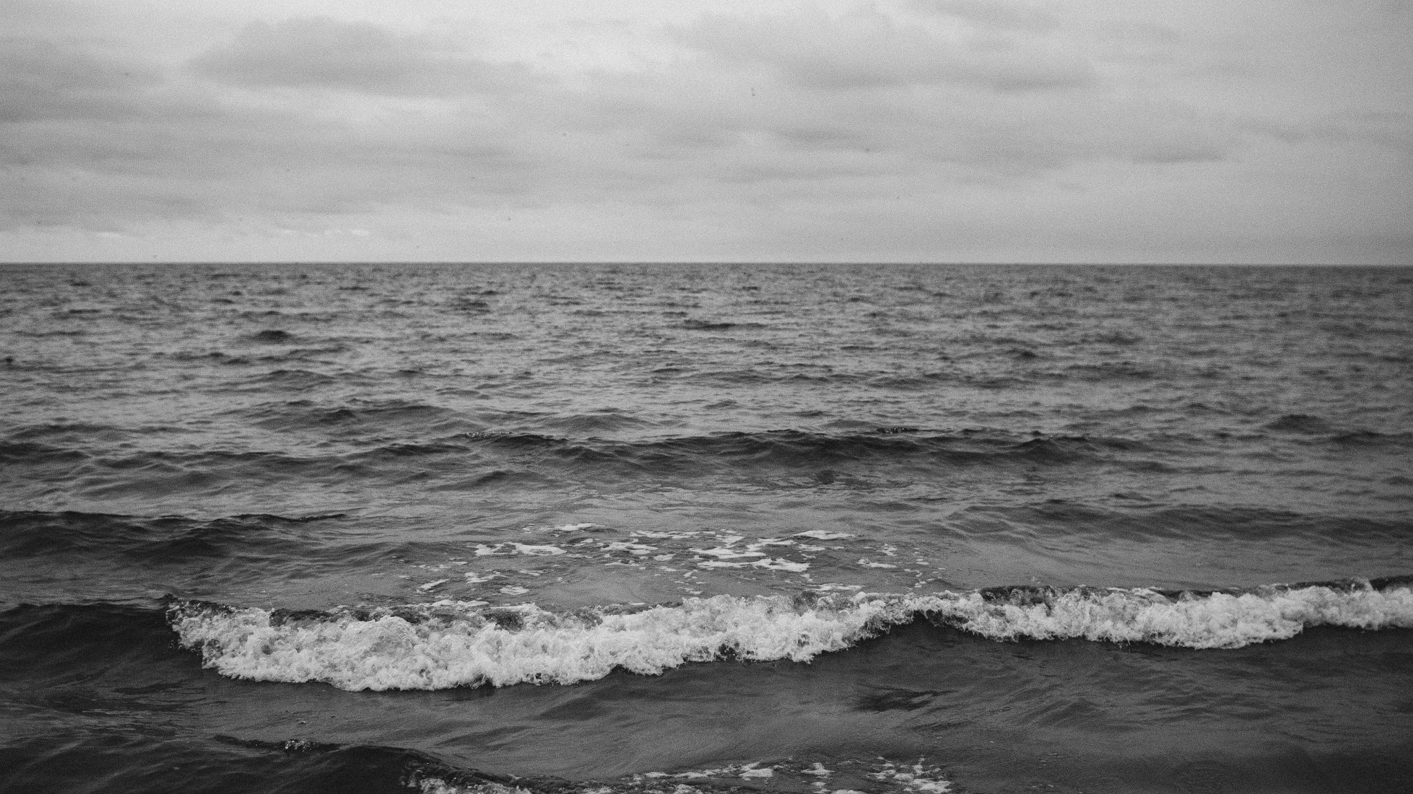 Sigma 30mm F1.4 EX DC HSM sample photo. Waves. photography