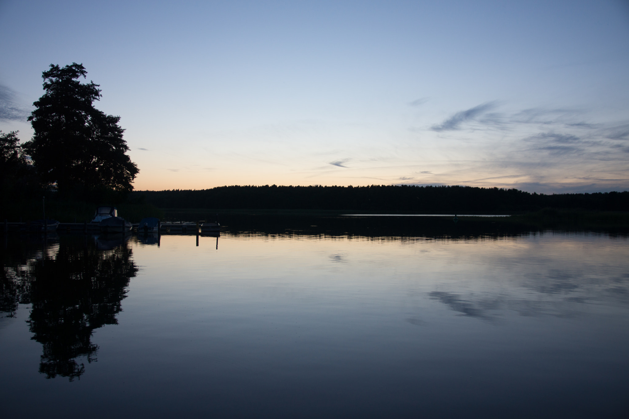 Sigma 17-70mm F2.8-4 DC Macro HSM sample photo. Nacht auf dem boot photography