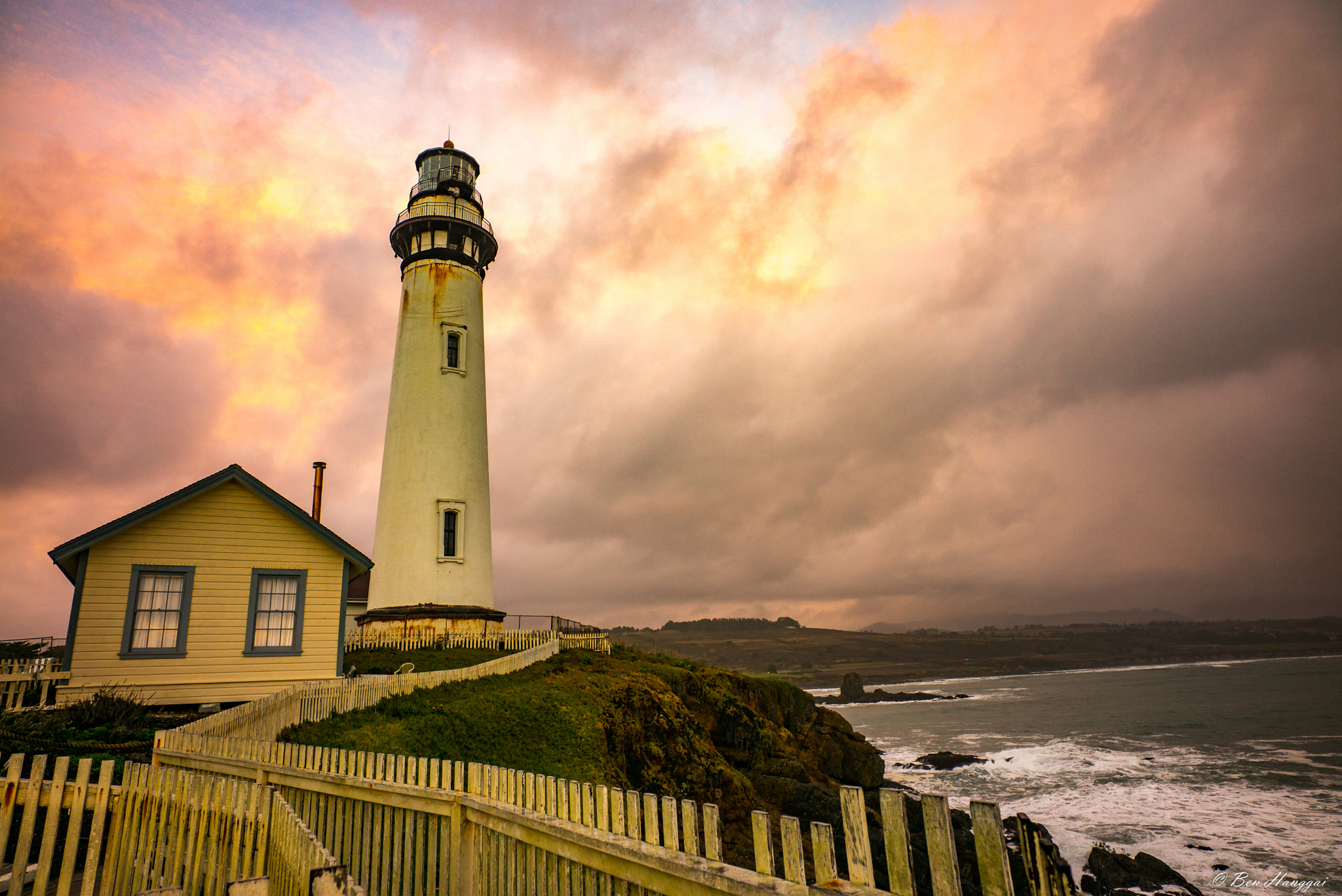 Leica M (Typ 240) + Elmarit-M 1:2.8/21 ASPH. sample photo. Pigeon point light house photography