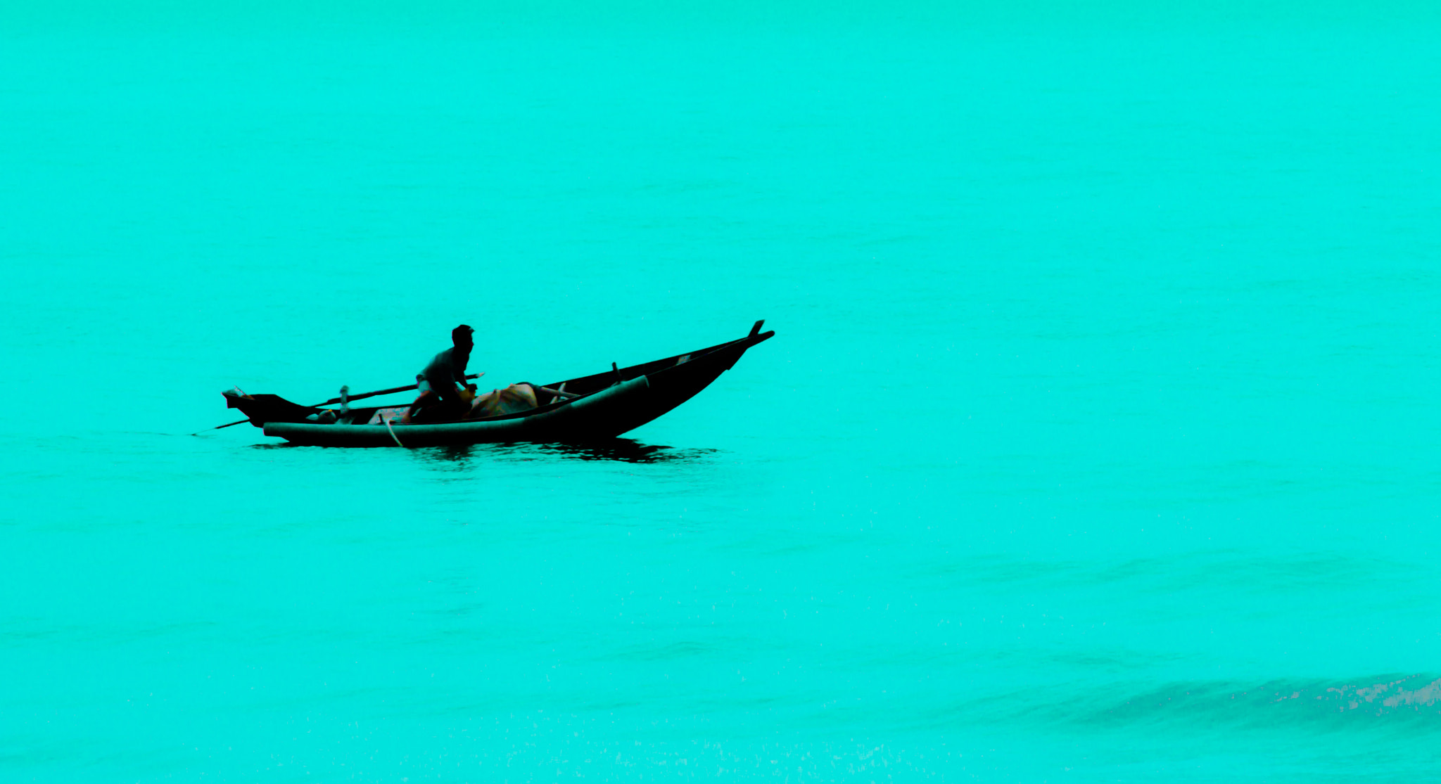 Nikon D3200 + AF Zoom-Nikkor 70-210mm f/4 sample photo. Lênh đênh photography