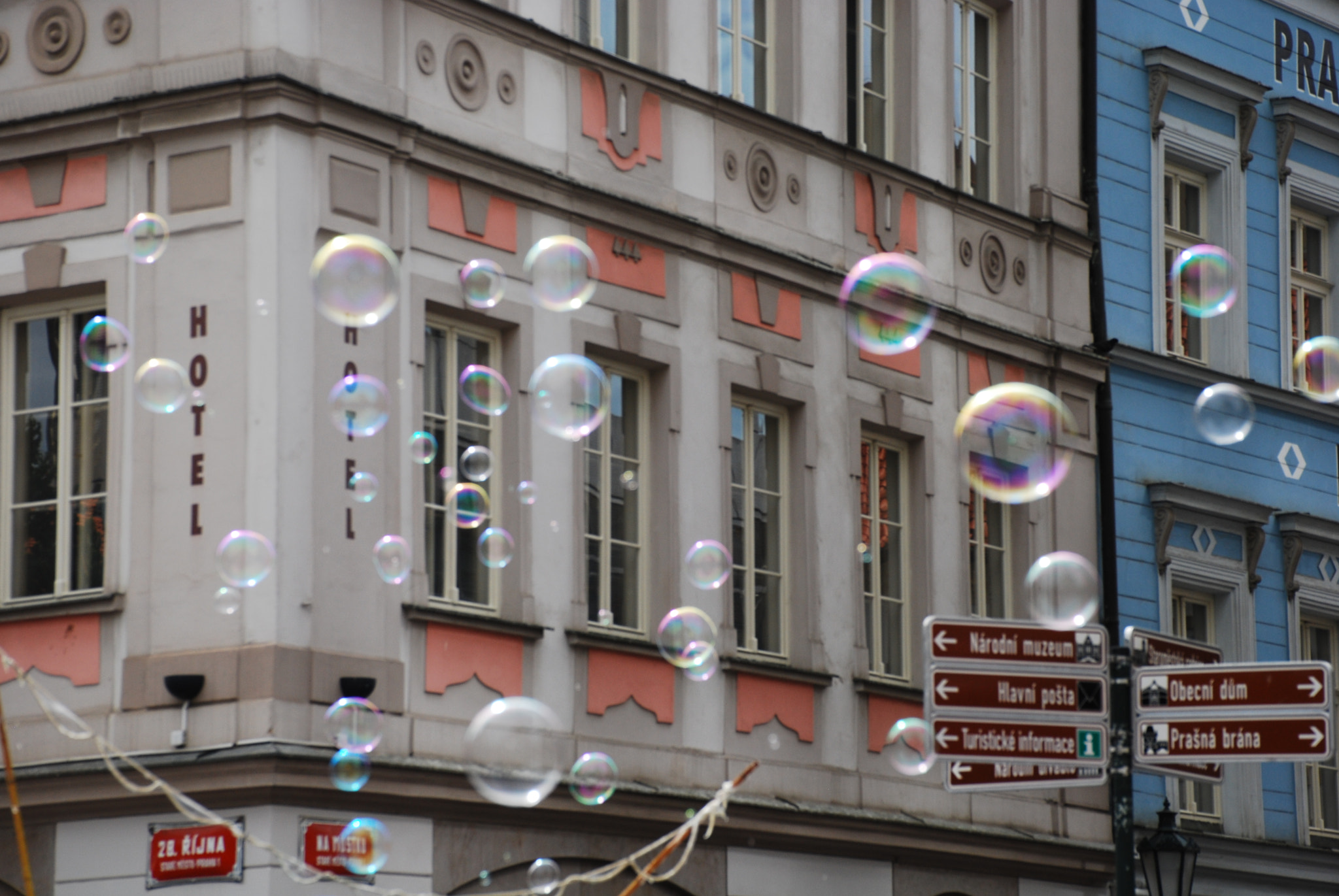 Nikon D40X sample photo. Bubbles in prag photography