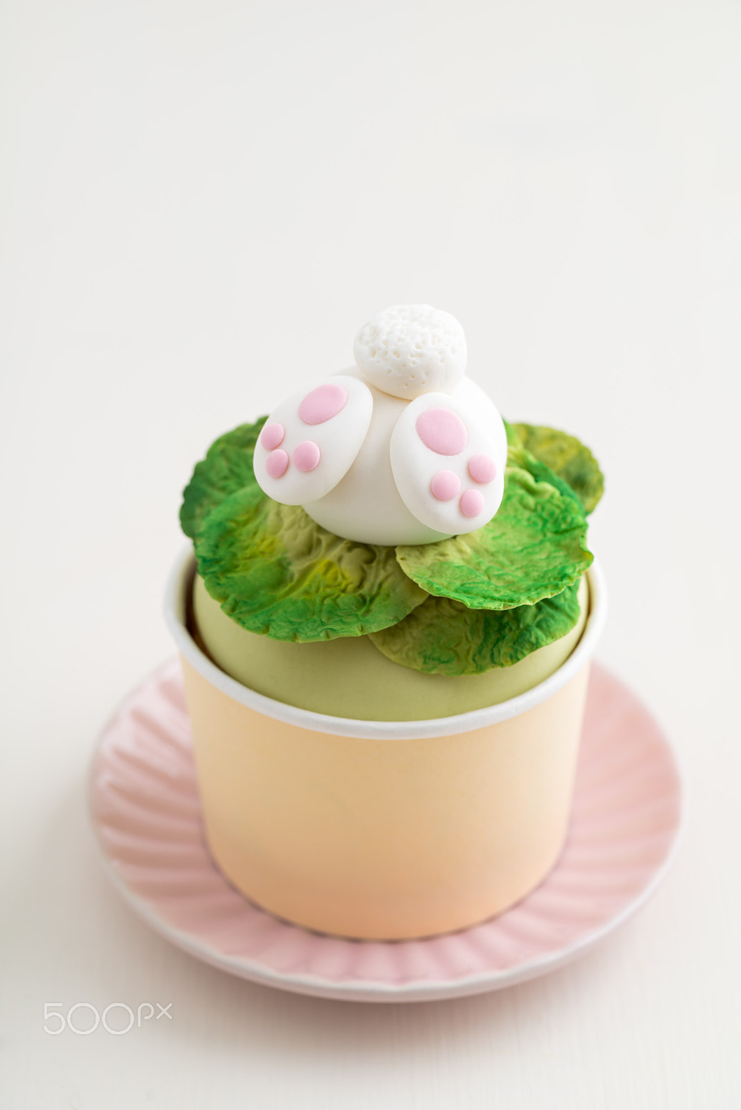 Sony a7R + Canon EF 100mm F2.8L Macro IS USM sample photo. Easter bunny cupcake photography