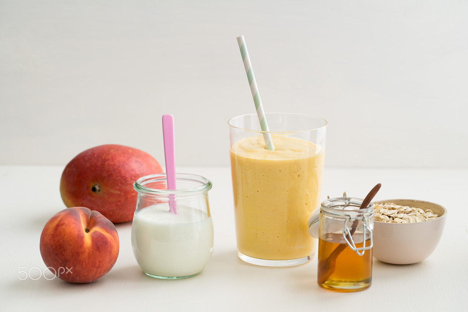 Sony a7R + Canon EF 100mm F2.8L Macro IS USM sample photo. Smoothie in a glass photography