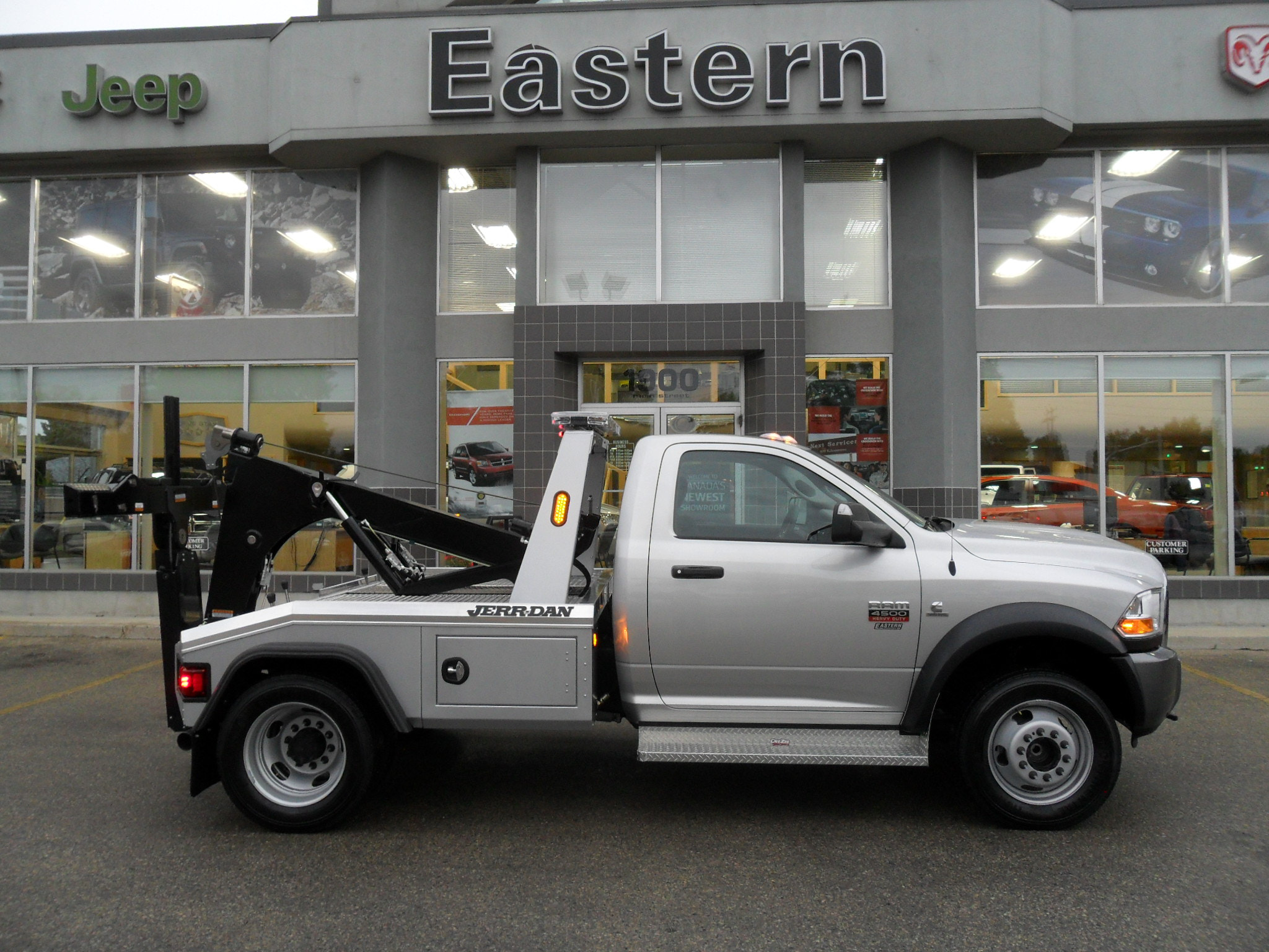 Samsung ES25, ES27 / VLUU ES25, ES27 /  SL45 sample photo. City-towing-services photography