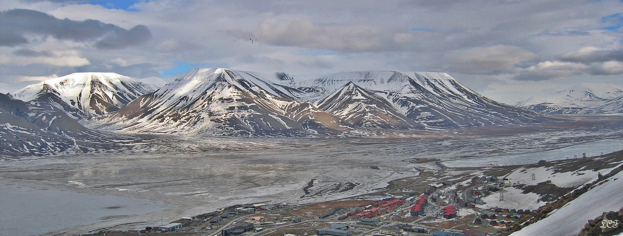 Canon PowerShot ELPH 520 HS (IXUS 500 HS / IXY 3) sample photo. Svalbard 2 photography