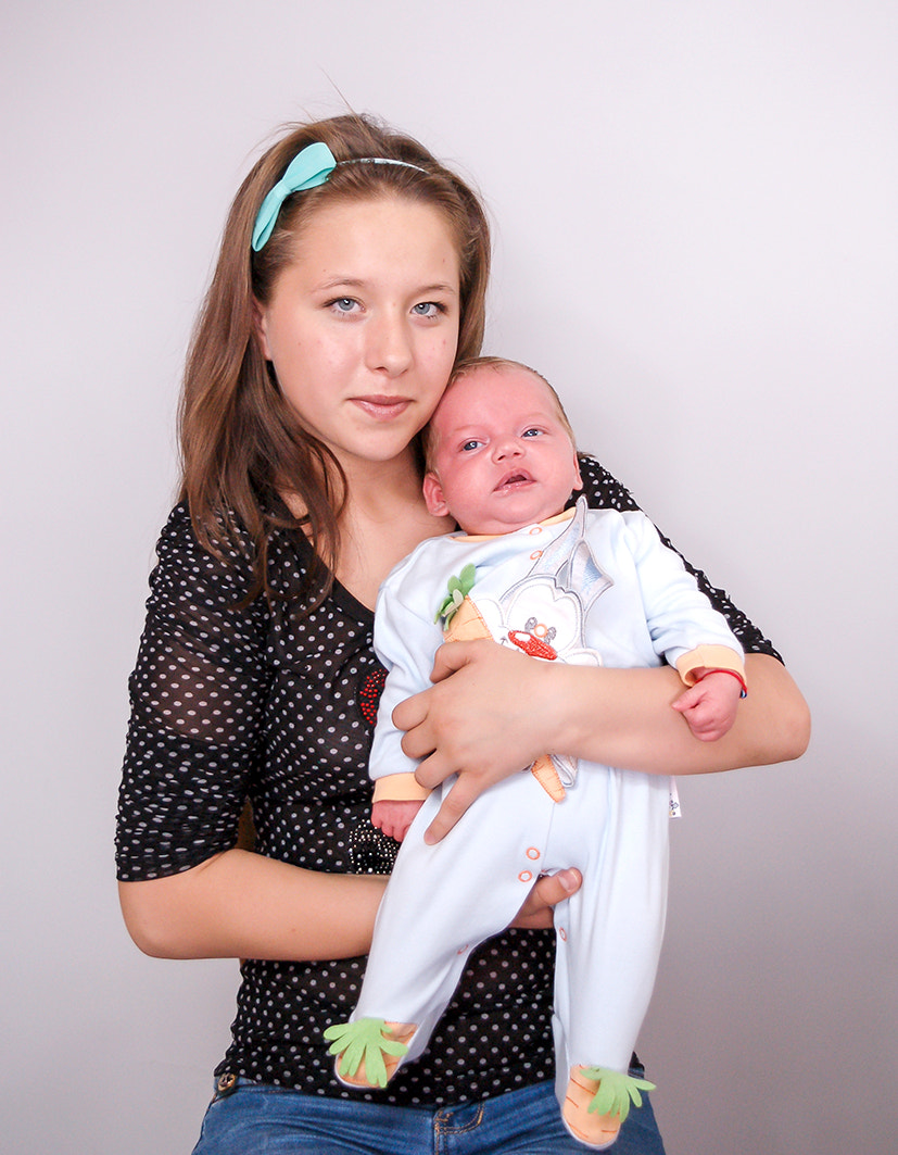 Nikon D50 sample photo. Baby photography