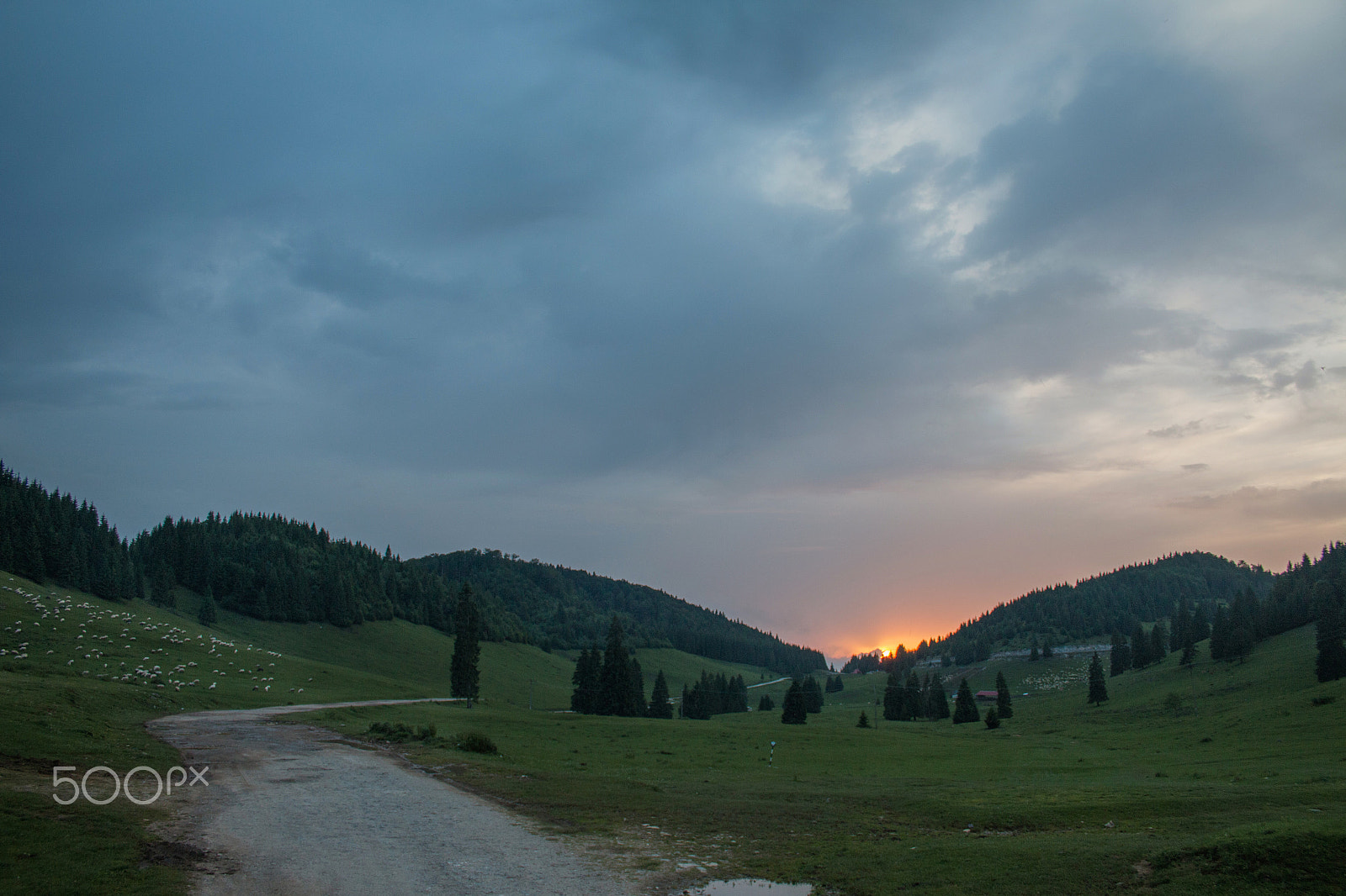 Canon EF-S 18-55mm F3.5-5.6 sample photo. Sunset in the mountains photography