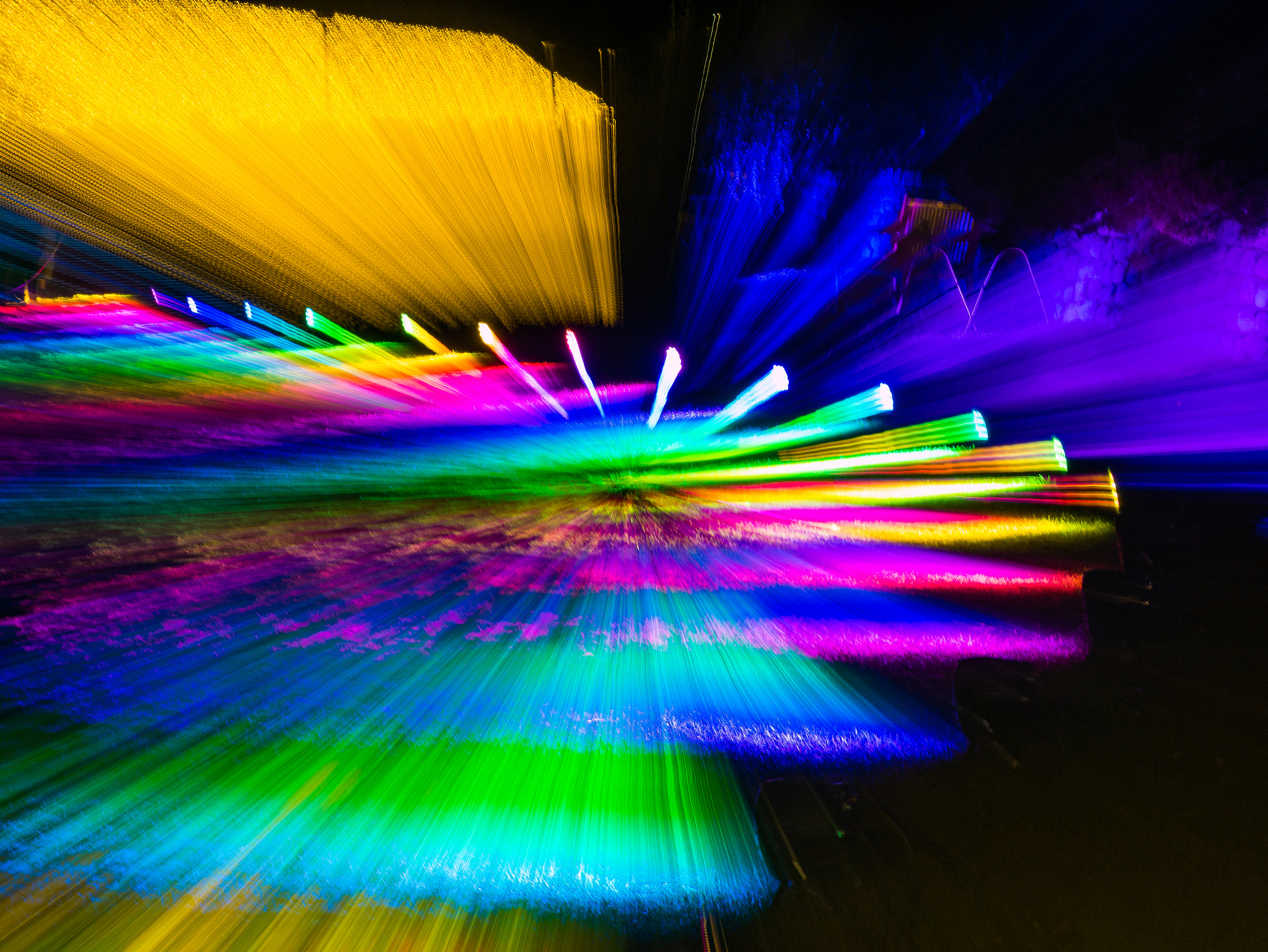 Panasonic Lumix DMC-G7 sample photo. Vivid sydney 2016 zoom effect photography