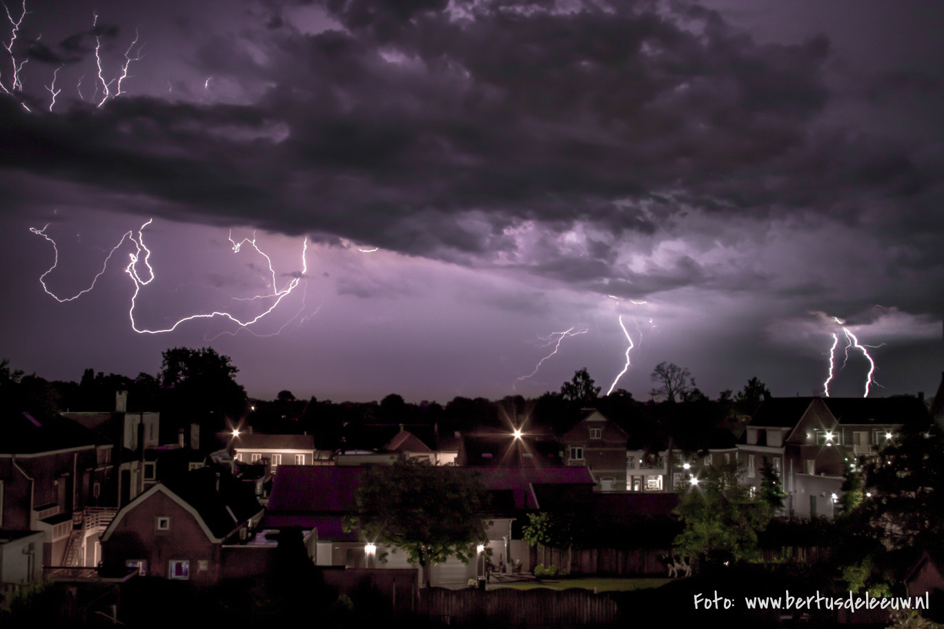 Canon EF-S 18-55mm F3.5-5.6 sample photo. Thunderstorm in my town photography