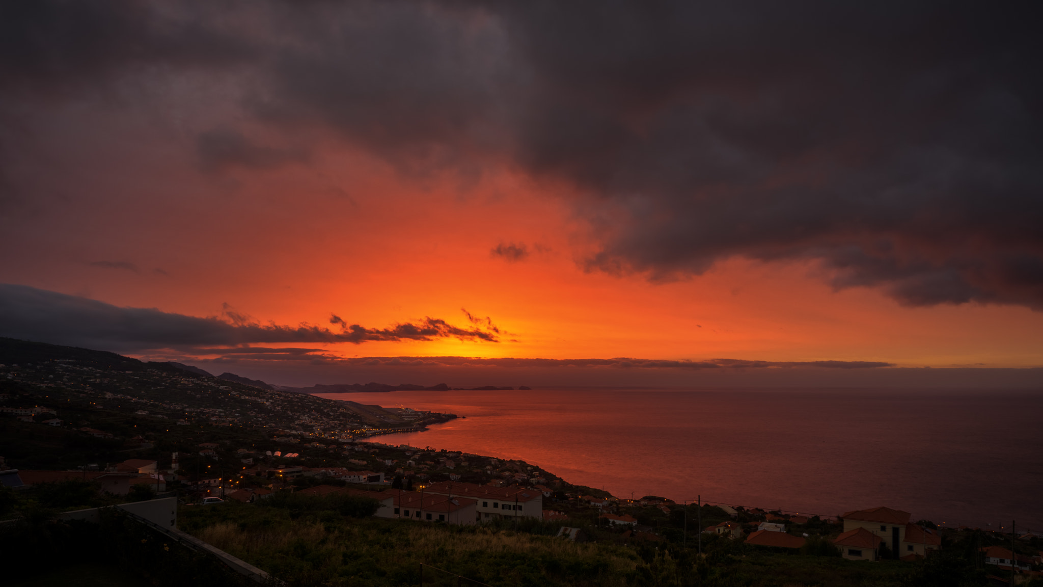 Sony a7R + ZEISS Batis 18mm F2.8 sample photo. Sunrise madeira photography