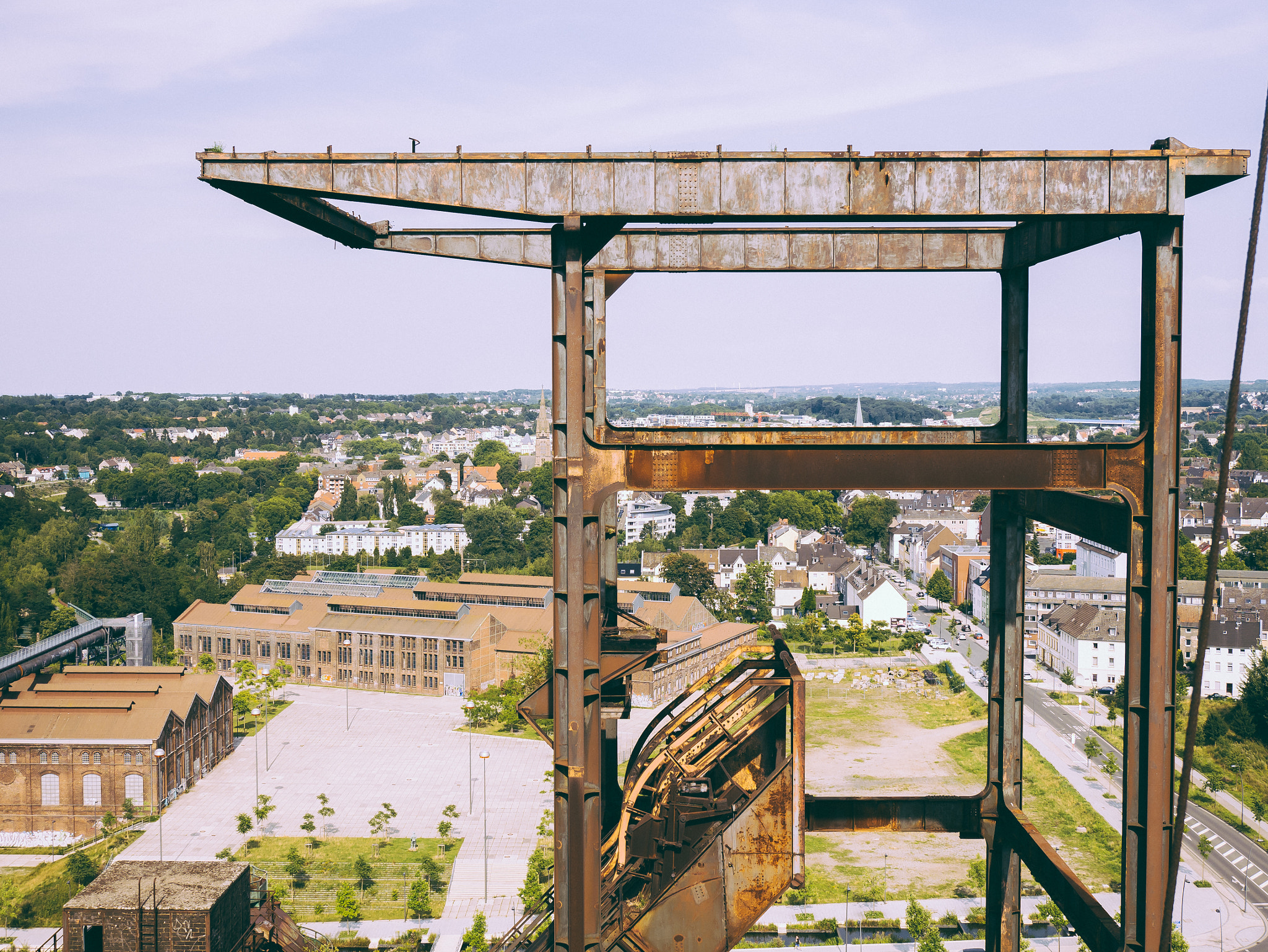 Panasonic Lumix DMC-GF7 sample photo. Rusty industry photography