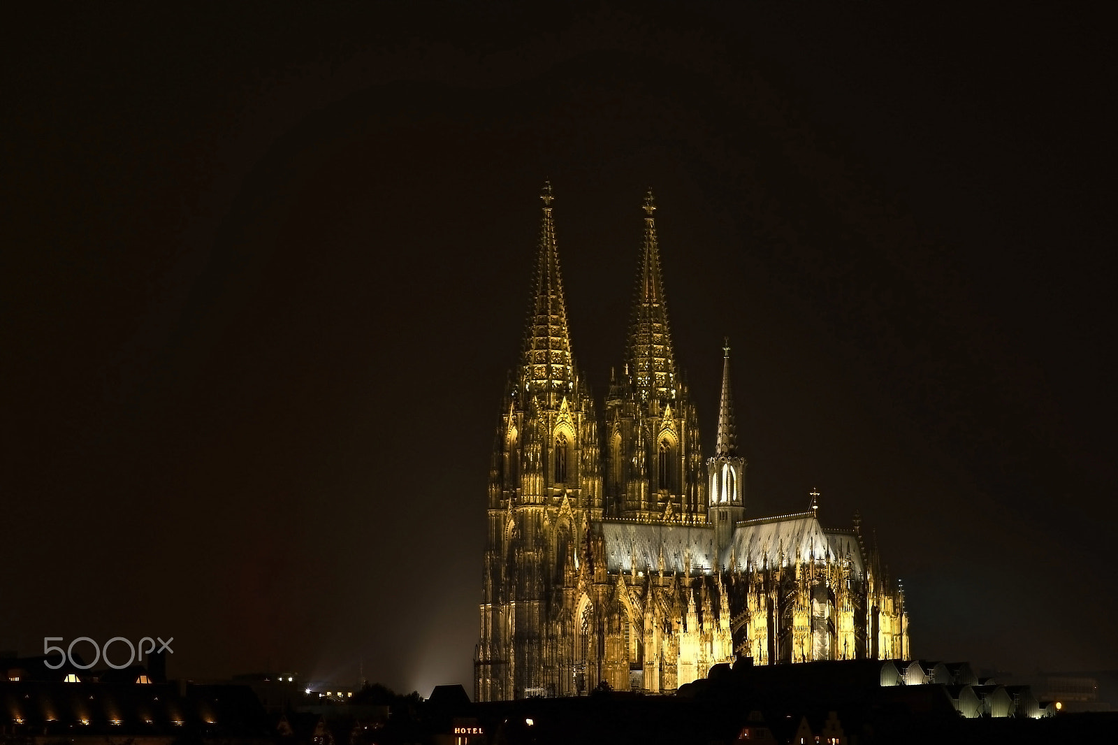 Sony SLT-A65 (SLT-A65V) + 24-70mm F2.8 sample photo. Cologne cathedral photography