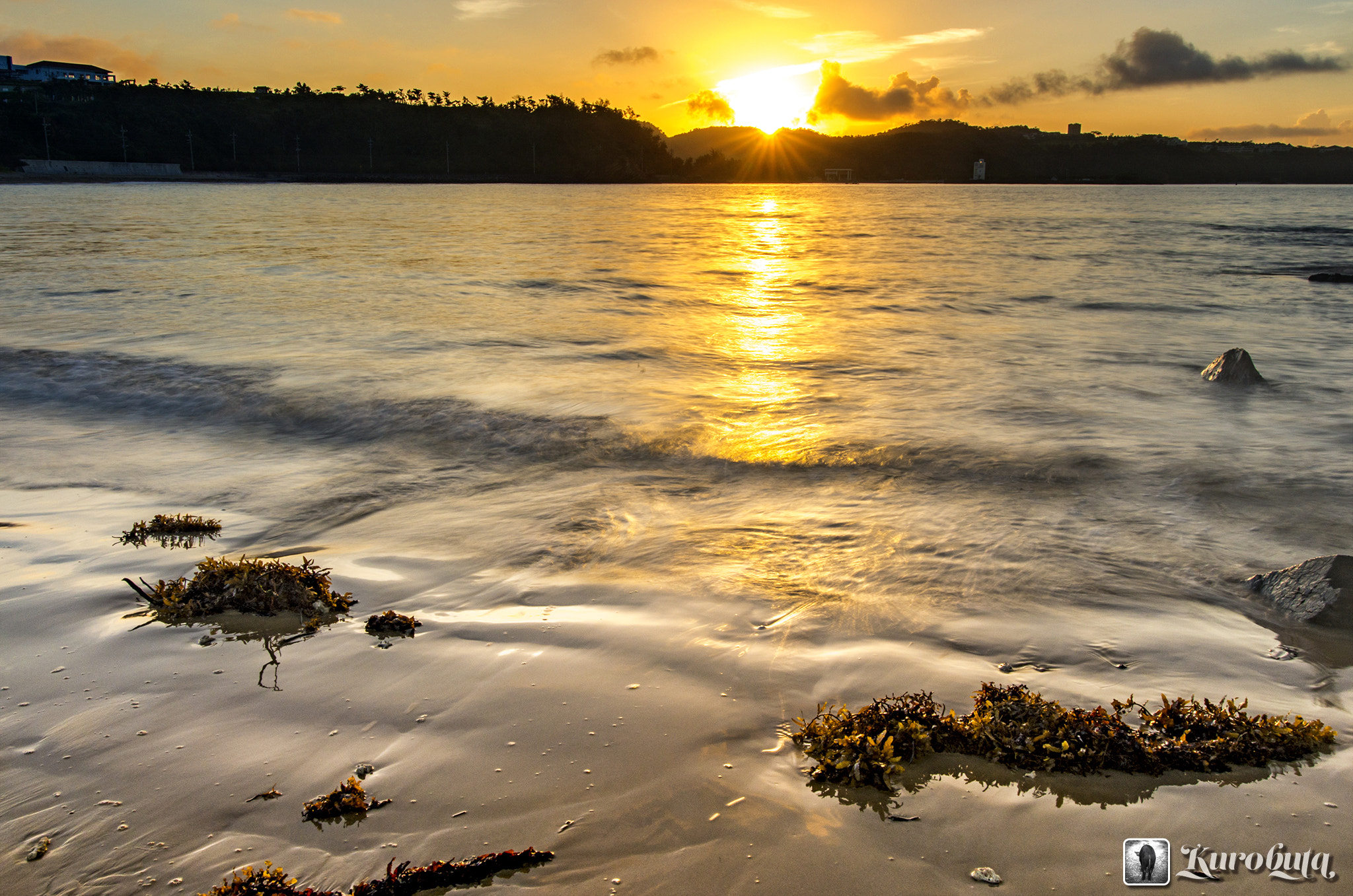 Pentax K-5 II sample photo. Walk in the morning of the beach photography
