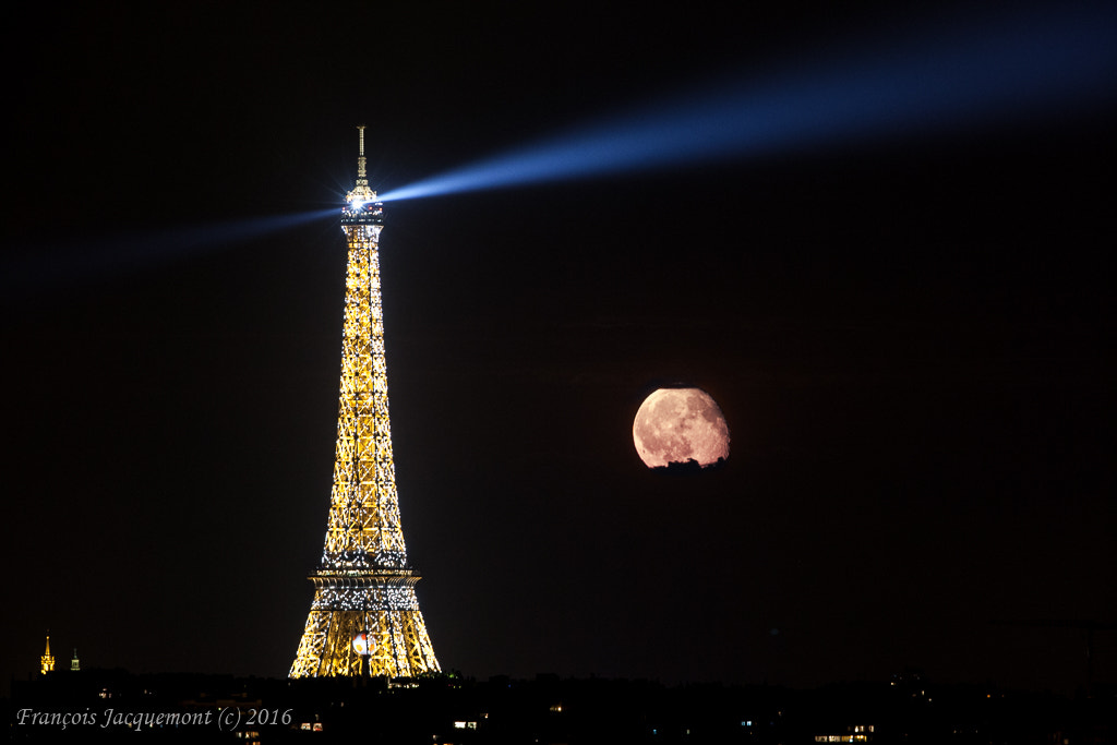 Canon EF 70-200mm F2.8L IS II USM sample photo. Shining tower and moon photography