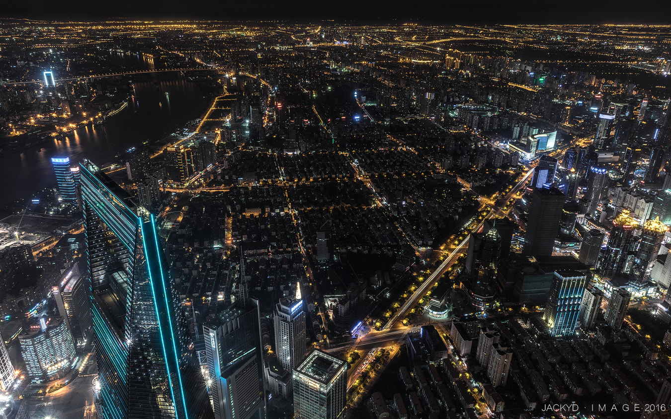 Sony a7R + ZEISS Batis 25mm F2 sample photo. Shanghai tower view photography
