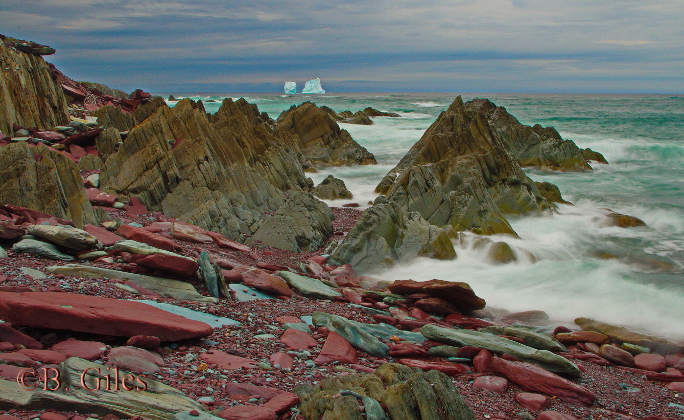 Pentax smc DA 18-55mm F3.5-5.6 AL WR sample photo. Rocks, water and ice photography