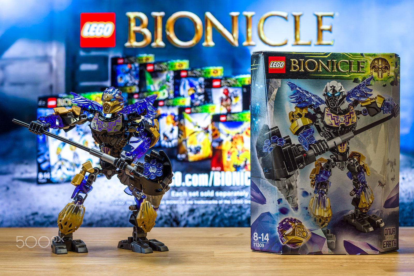 Sony SLT-A77 sample photo. A character (toy) universe of lego bionicle - onua, uniter of earth. photography