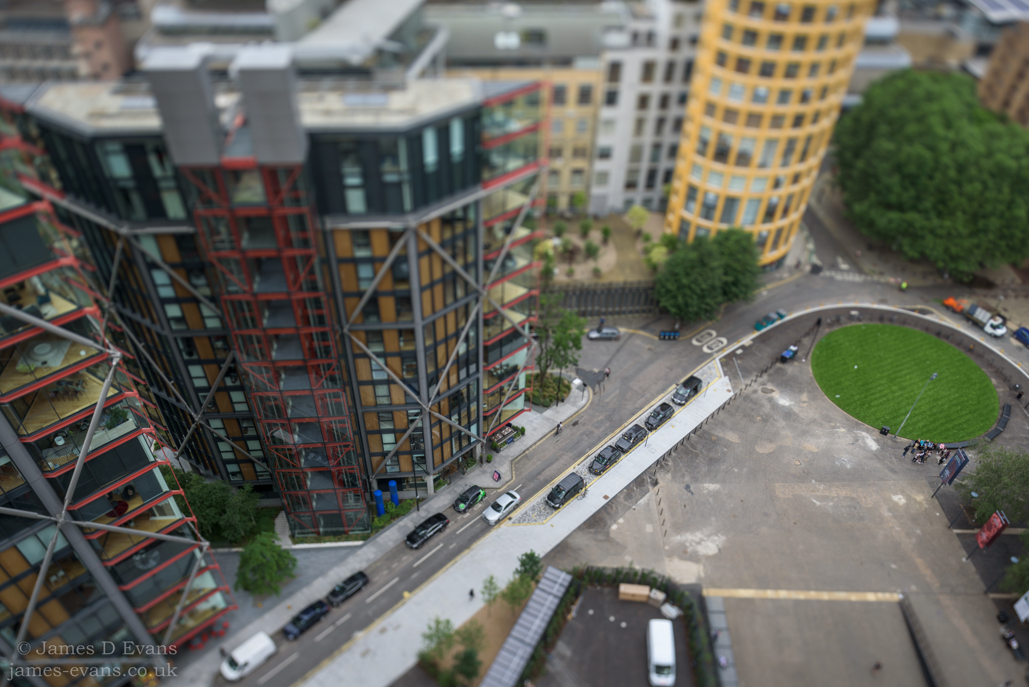 Nikon D750 + Nikon PC-E Nikkor 24mm F3.5D ED Tilt-Shift sample photo. Bankside tilt shift photography