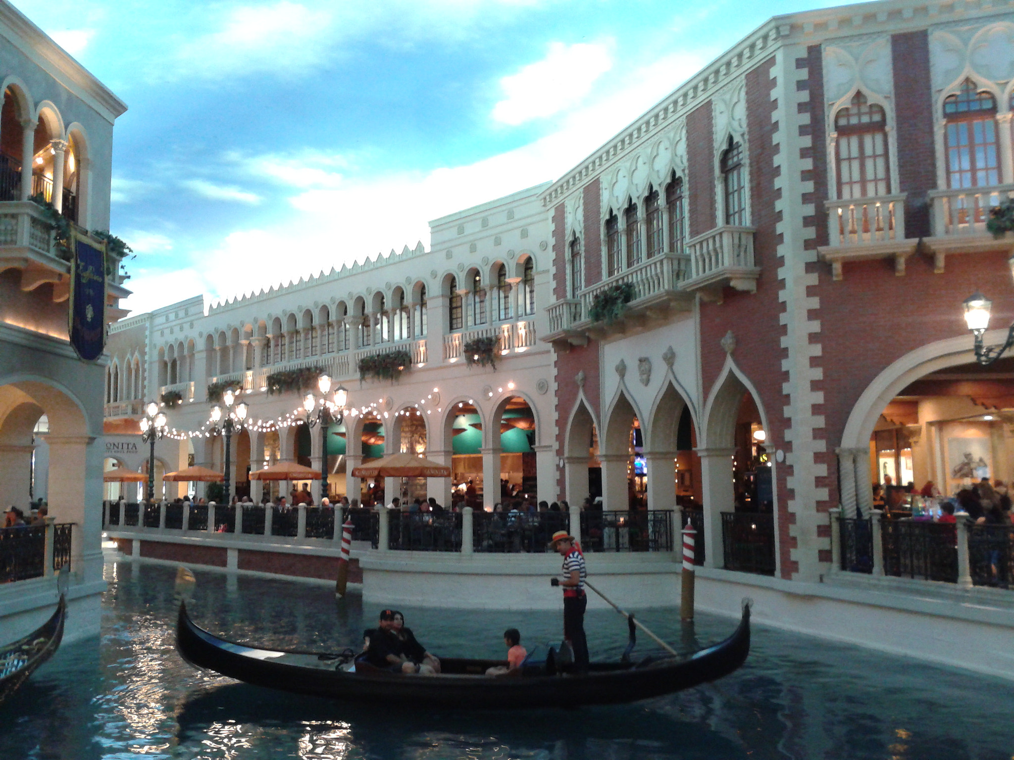 Samsung Galaxy S Advance sample photo. Venetian, las vegas, nevada, usa photography