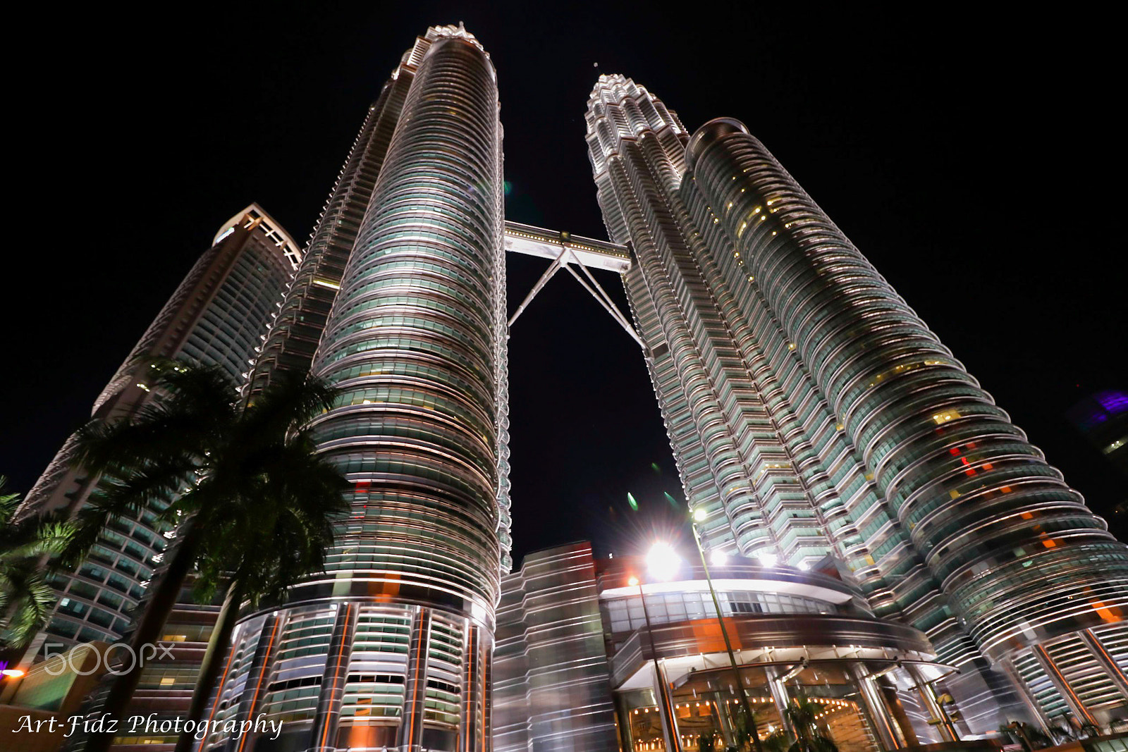 Canon EOS 760D (EOS Rebel T6s / EOS 8000D) + Canon EF-S 10-18mm F4.5–5.6 IS STM sample photo. Klcc photography