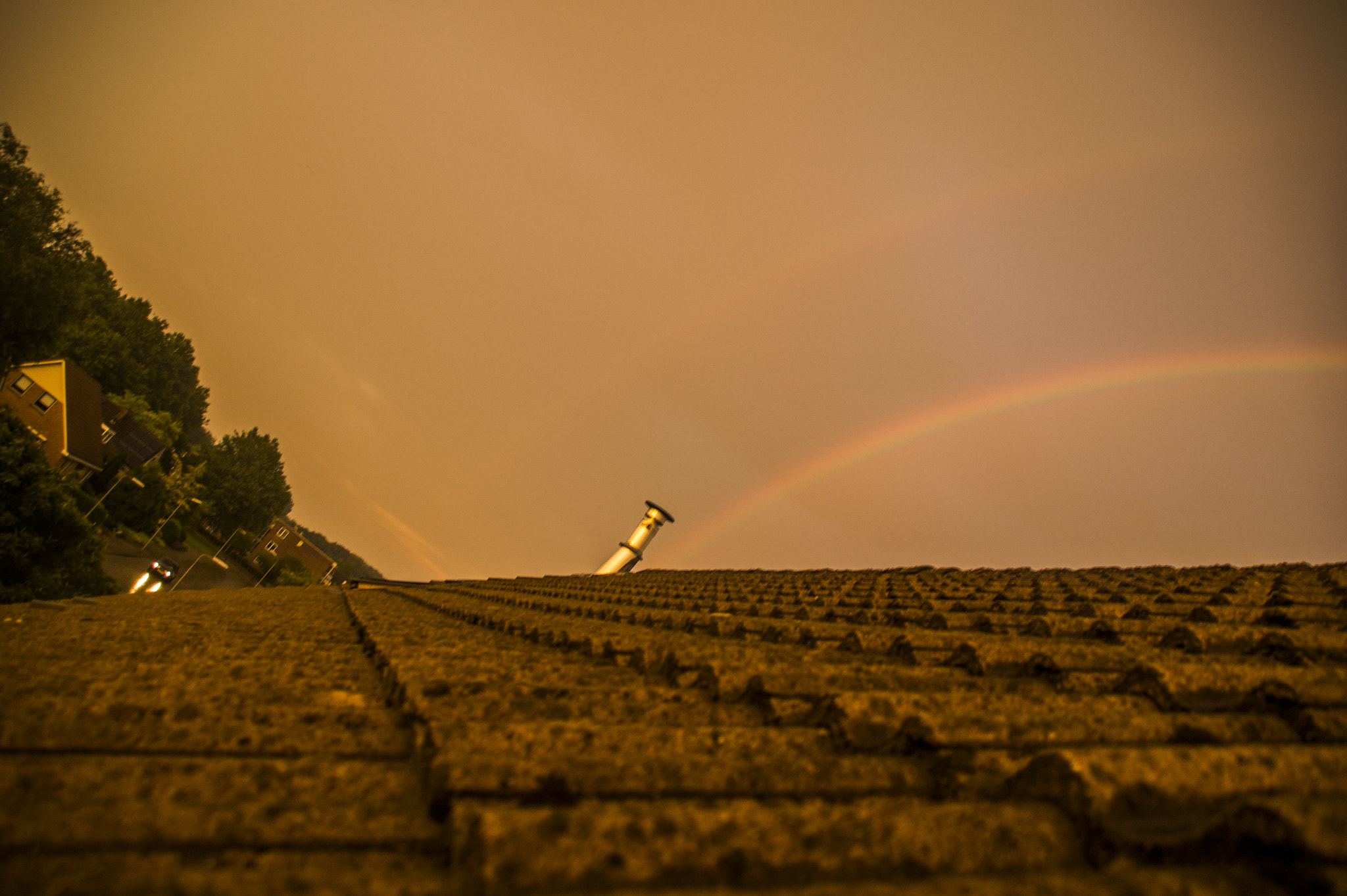 Sony SLT-A58 + Tamron AF 28-105mm F4-5.6 [IF] sample photo. Rainbow on the roof photography