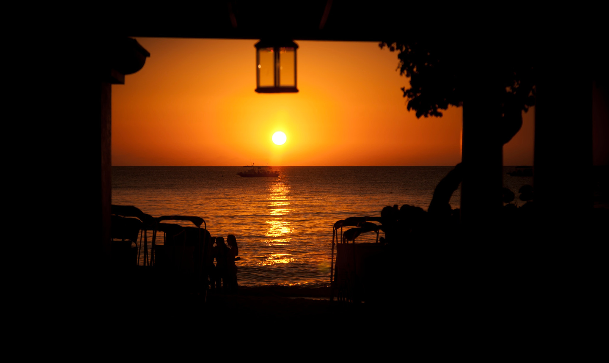 Nikon D300S sample photo. Sunset on grand cayman photography