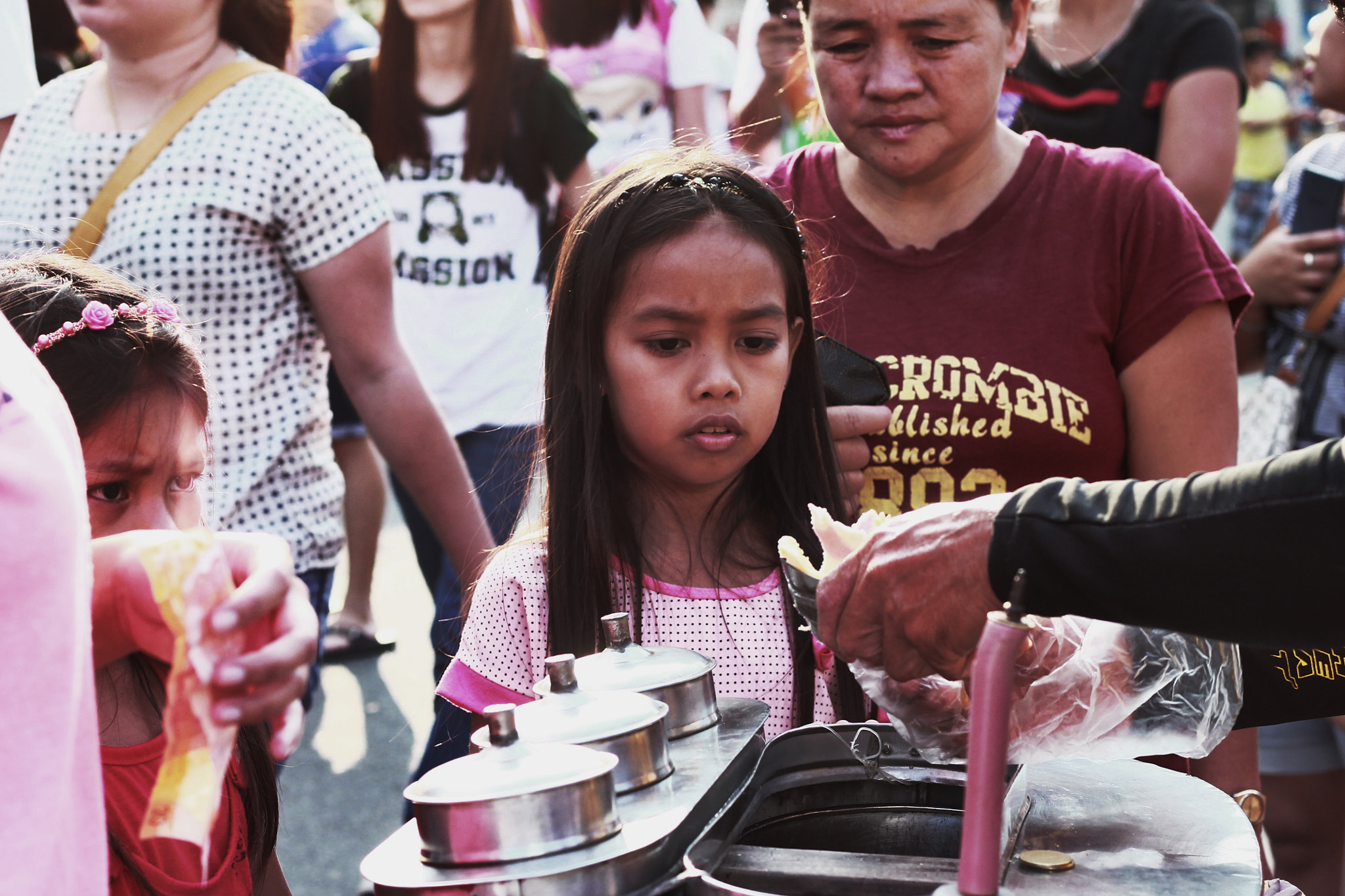 Canon EOS 1100D (EOS Rebel T3 / EOS Kiss X50) sample photo. Dirty ice cream photography