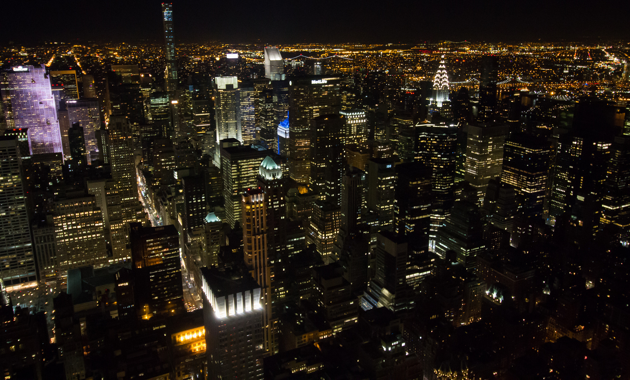 Canon EF-S 10-18mm F4.5–5.6 IS STM sample photo. City of lights photography