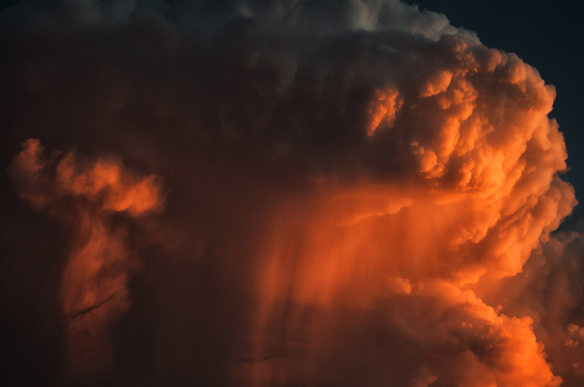 Pentax smc DA 55-300mm F4.0-5.8 ED sample photo. Twilight thunder (color) photography