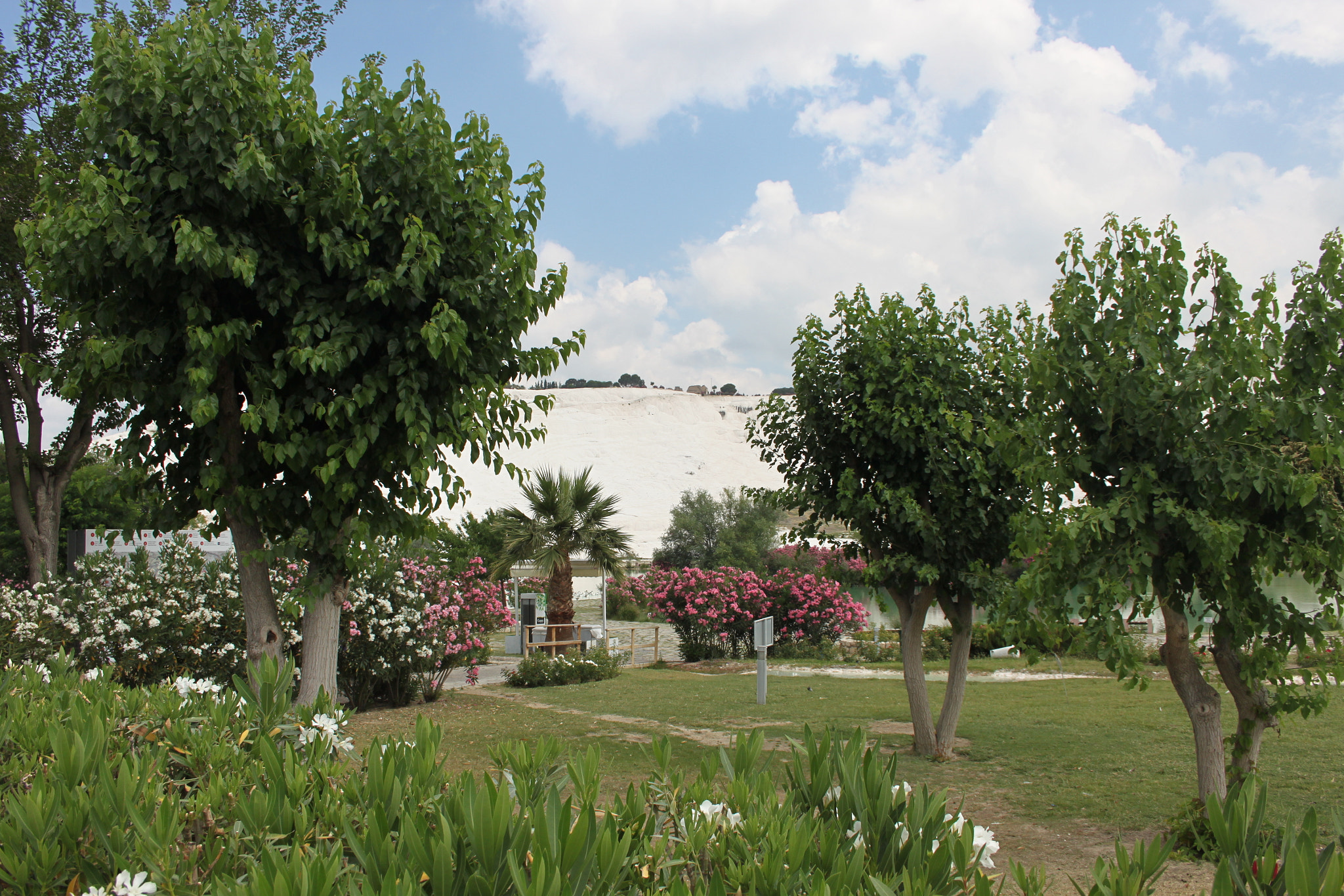 Canon EF-S 18-55mm F3.5-5.6 sample photo. Pamukkale in turkey photography