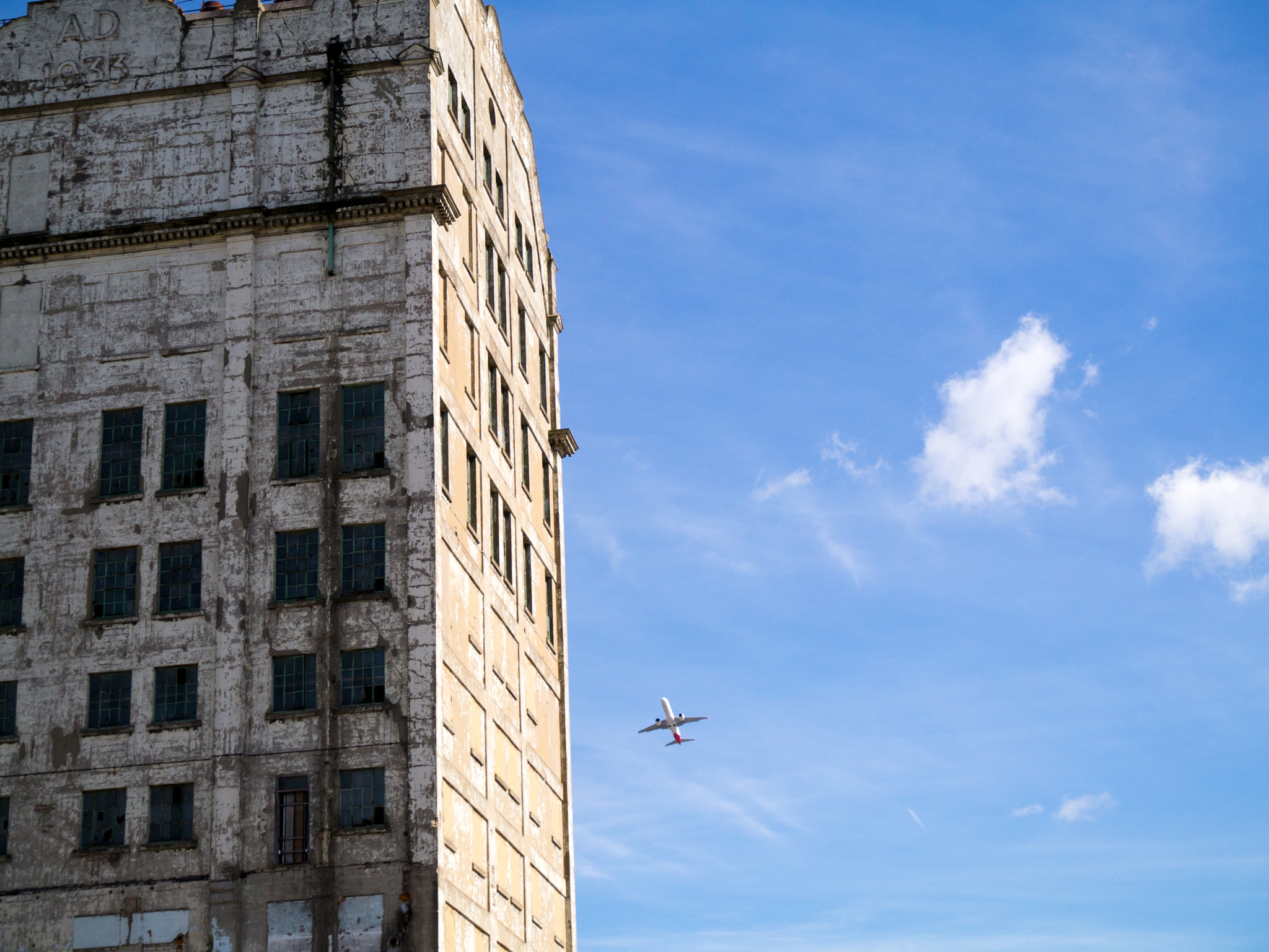 Panasonic Lumix DMC-GX1 sample photo. Ruin and plane photography