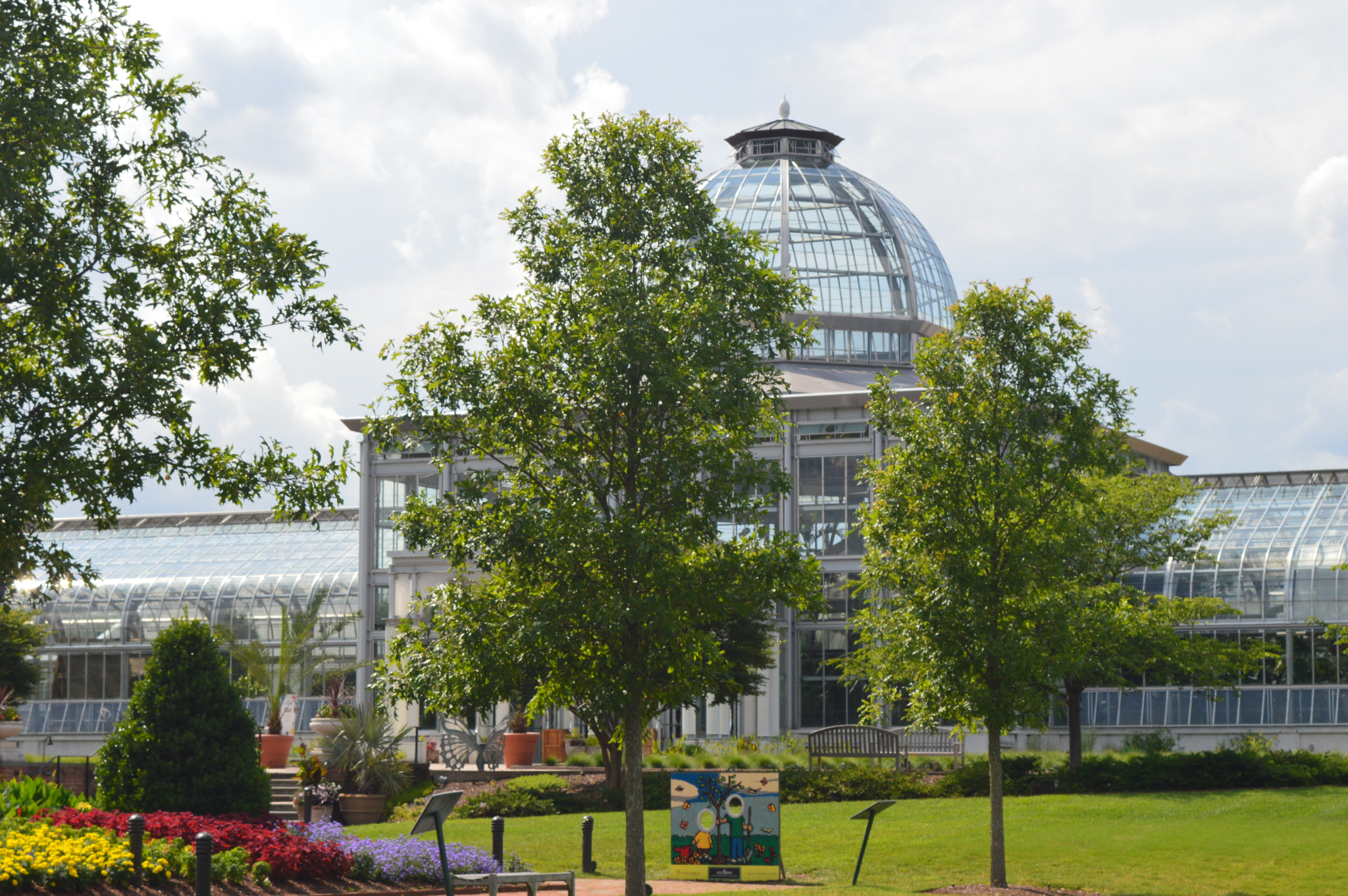 AF Zoom-Nikkor 35-70mm f/3.3-4.5 N sample photo. Lewis ginter botanical garden photography