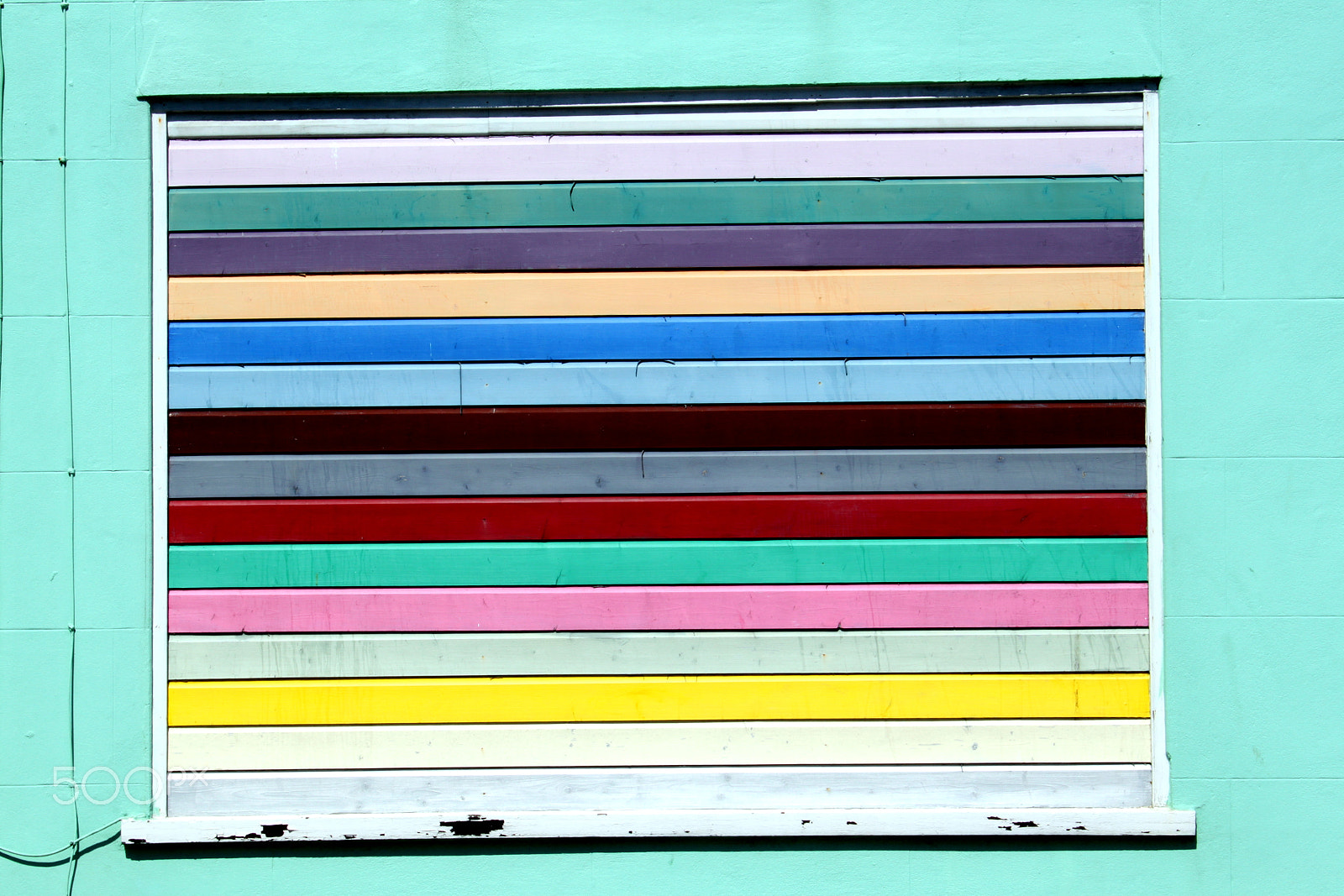 Canon EF-S 18-55mm F3.5-5.6 sample photo. Coloured wall in brighton photography
