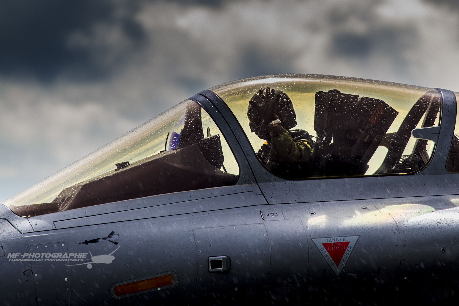 Canon EF 100-400mm F4.5-5.6L IS USM sample photo. Rafale pilot photography