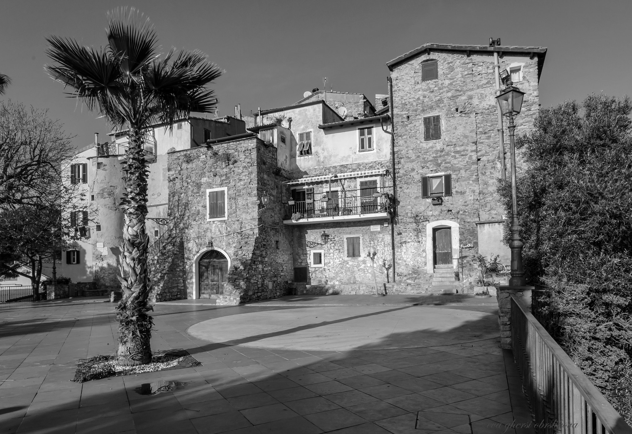 Nikon D610 + Sigma 10-20mm F3.5 EX DC HSM sample photo. Sasso, liguria, italy photography