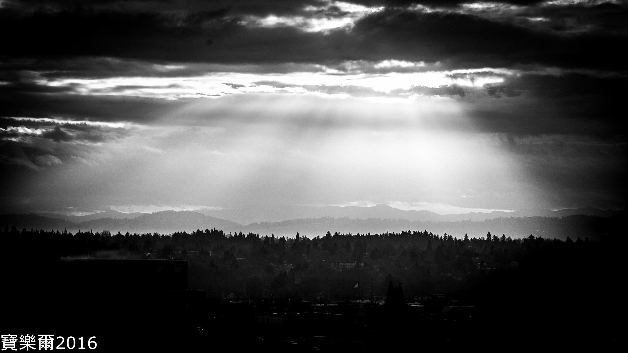 Nikon Df + AF DC-Nikkor 135mm f/2D sample photo. Sun break over downtown portland photography