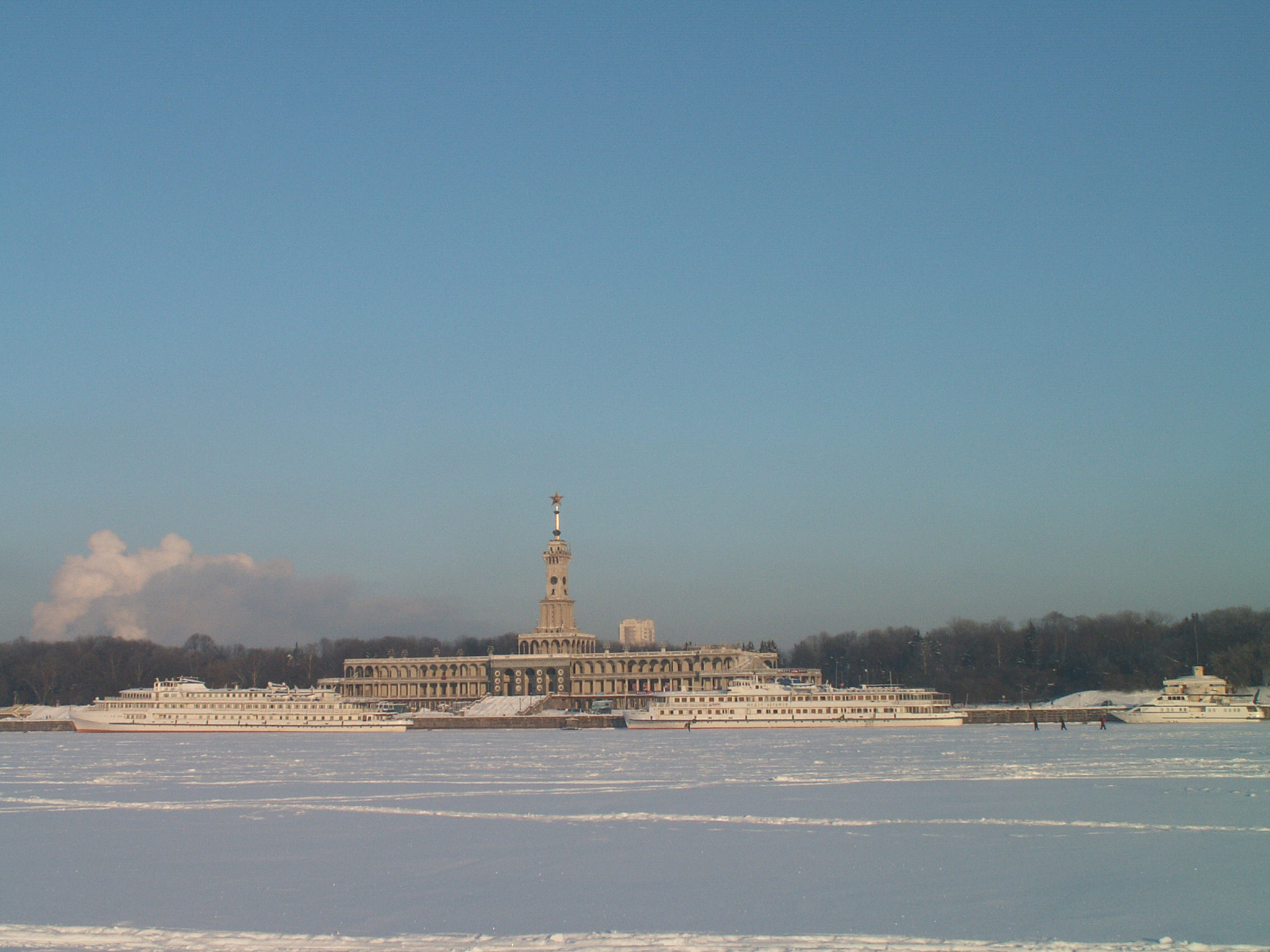 KONICA MINOLTA DiMAGE Z3 sample photo. Winter sky photography