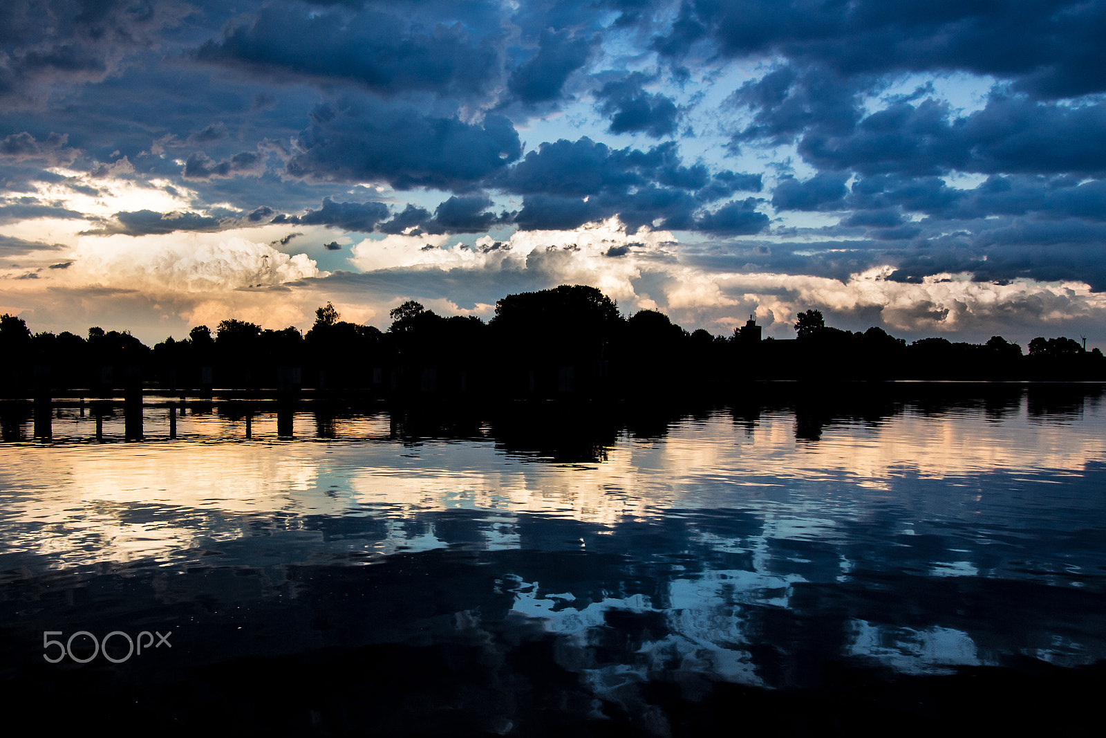 Canon EF-S 10-18mm F4.5–5.6 IS STM sample photo. Drama photography