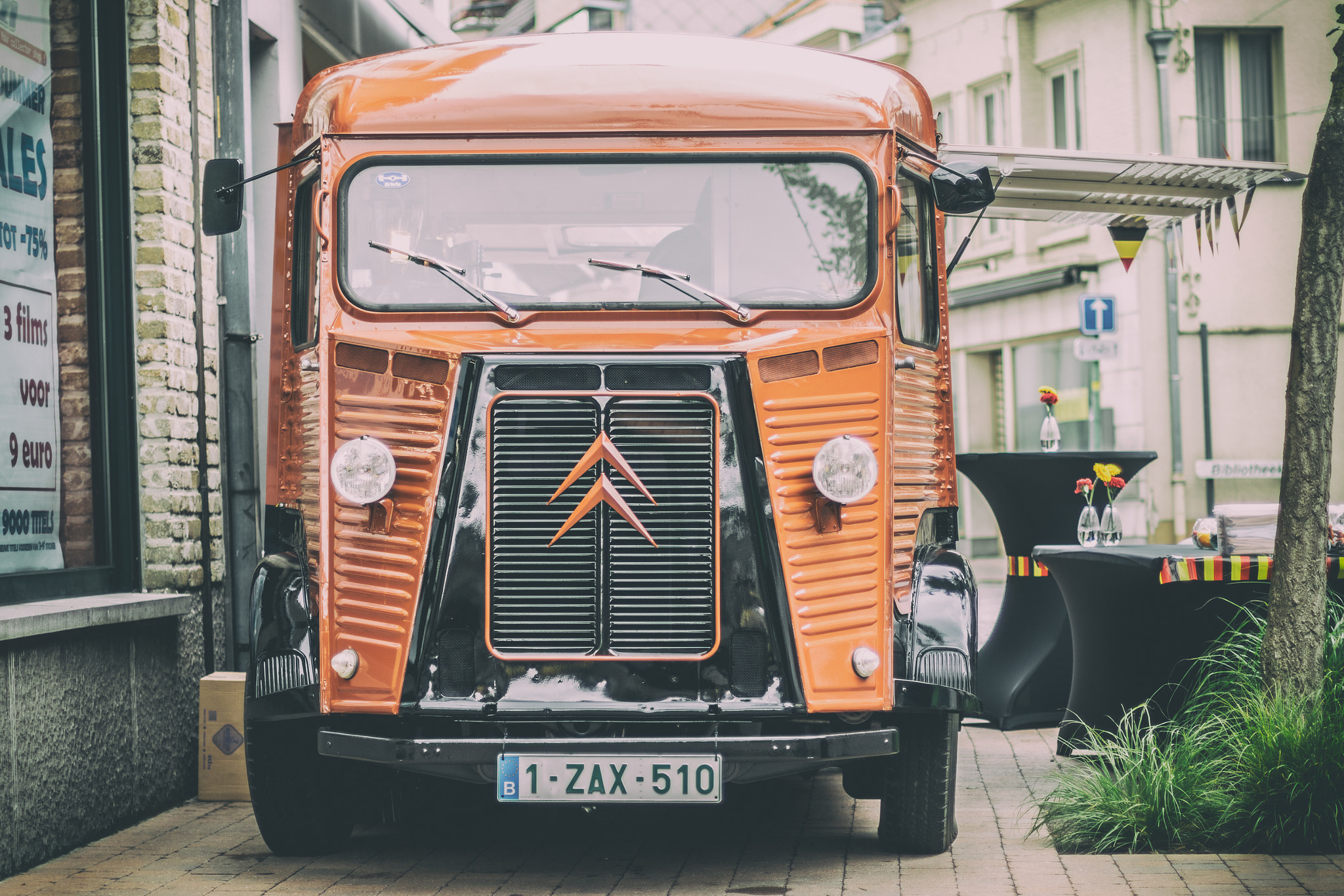 Canon EF 50mm F1.4 USM sample photo. Food truck photography